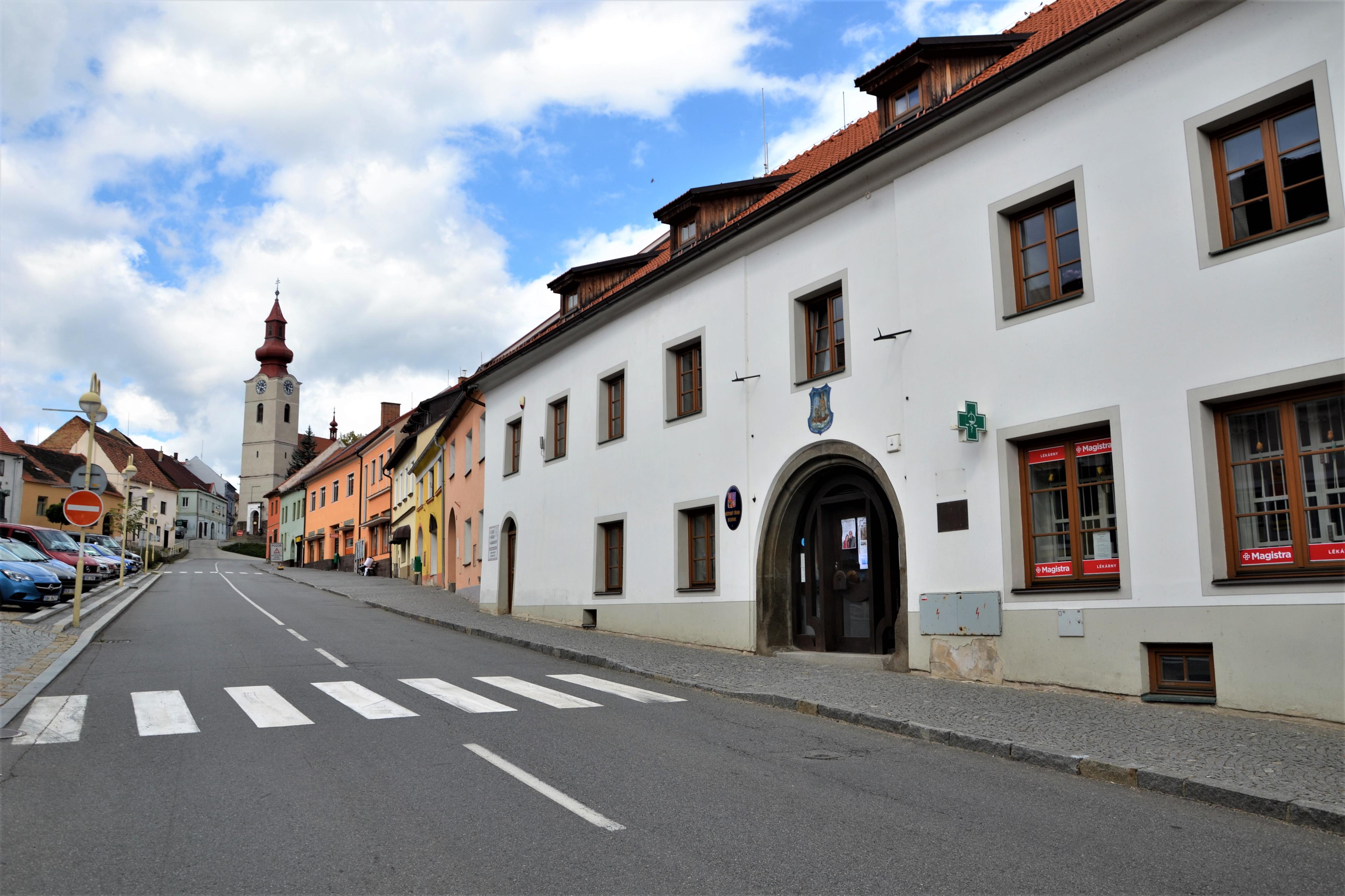 Husinec - městský úřad foto 2
