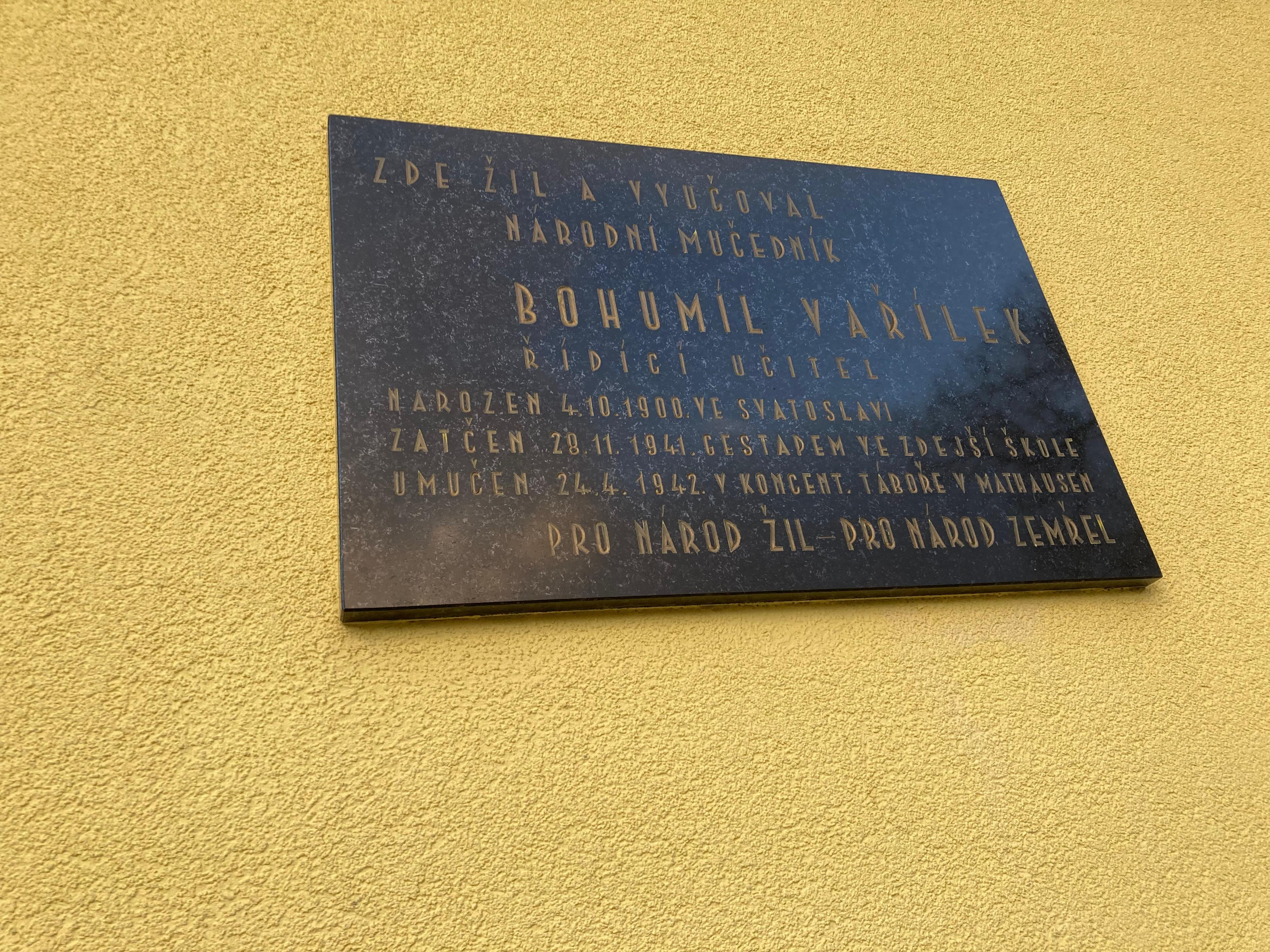 Obecní knihovna Svinošice foto 2