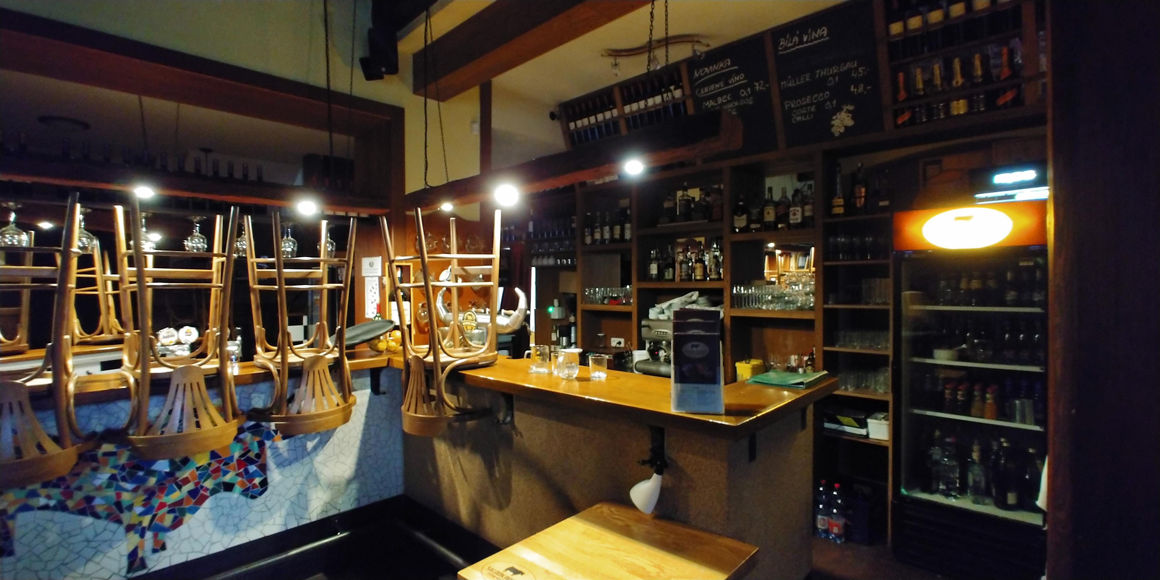 Saloon Roudná foto 4