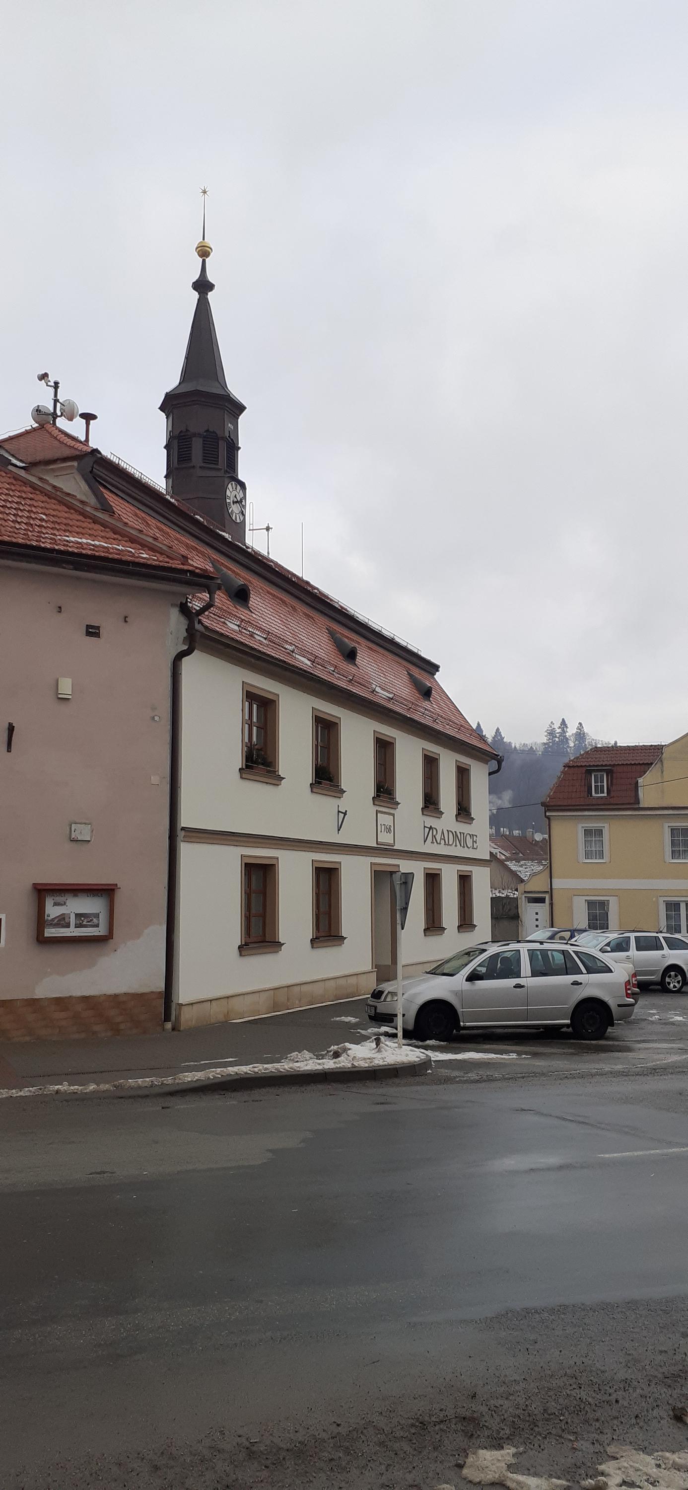 Lysice - úřad městyse foto 4