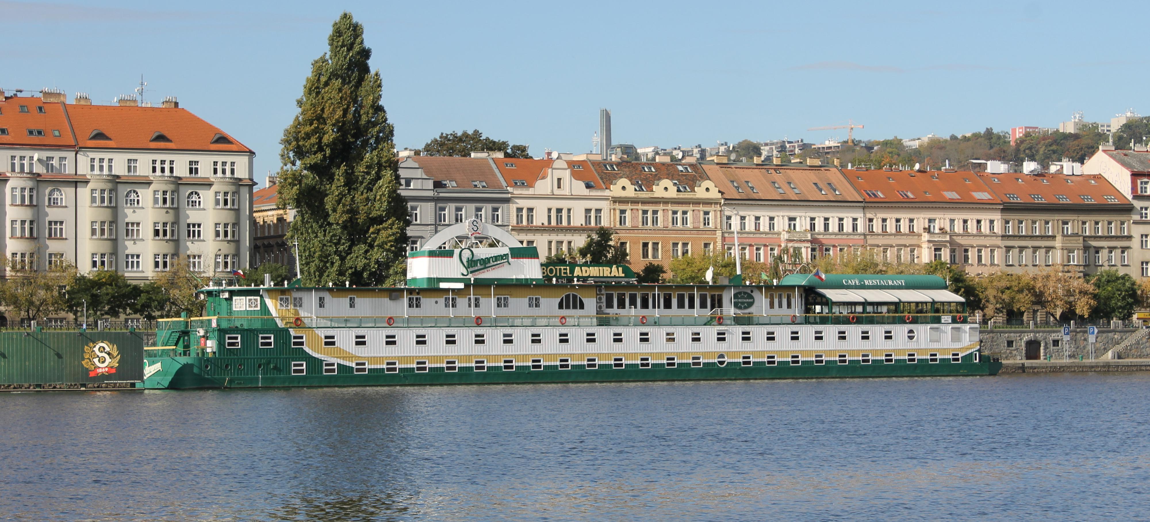 Botel Admiral foto 3