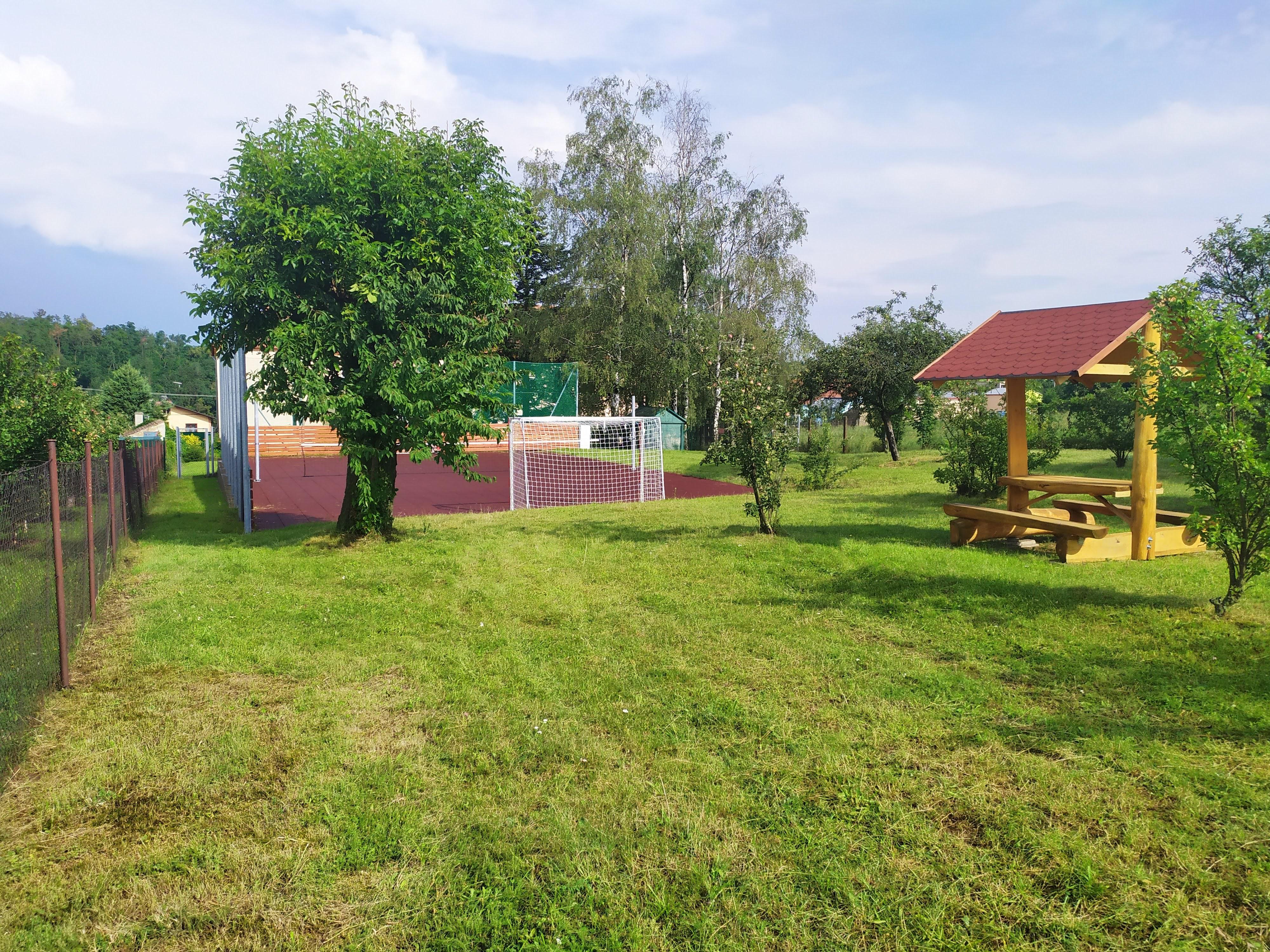 Hřiště Hluboké Mašůvky foto 2