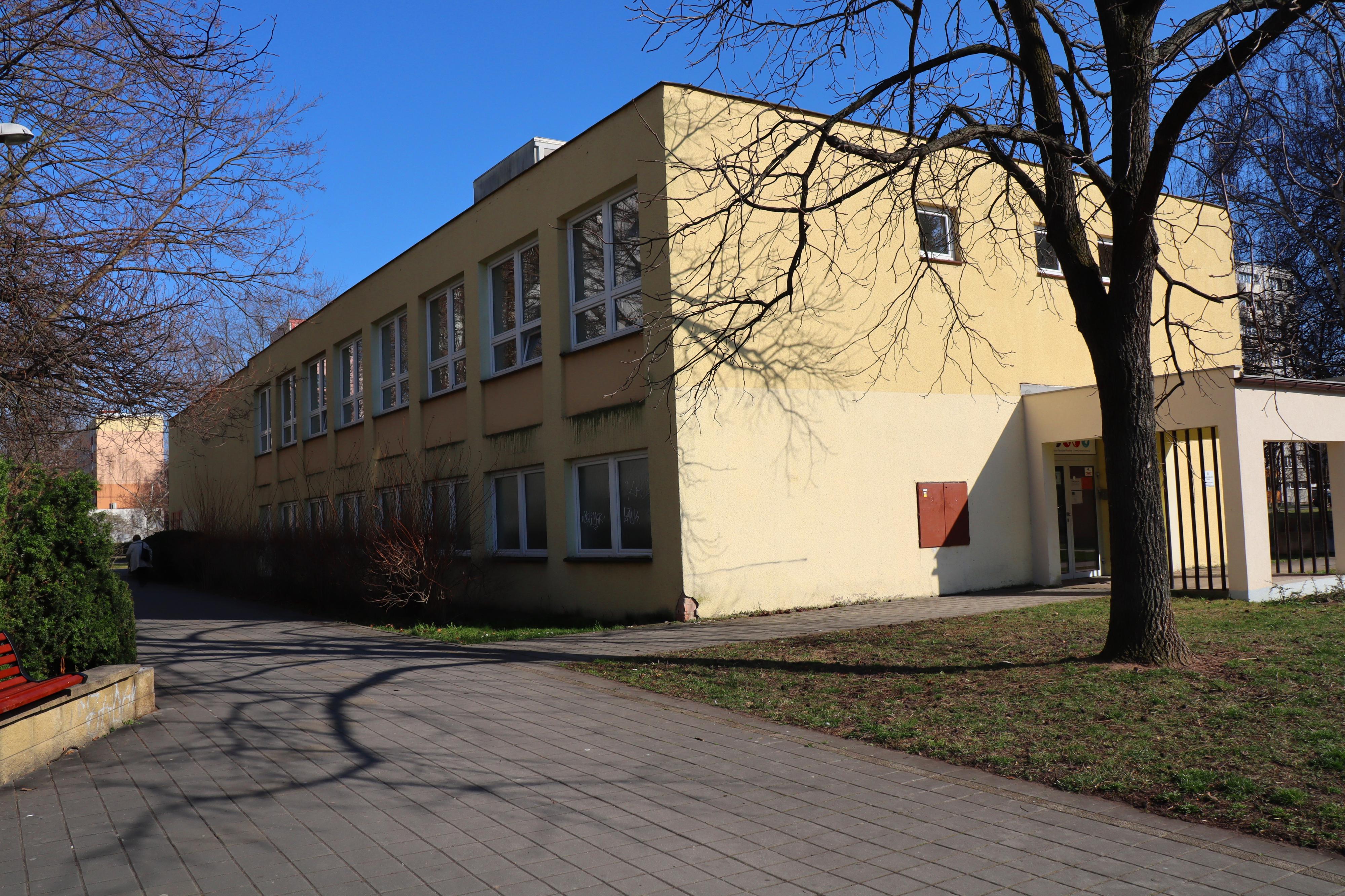 ZUŠ Pardubice - Polabiny, Kosmonautů foto 3