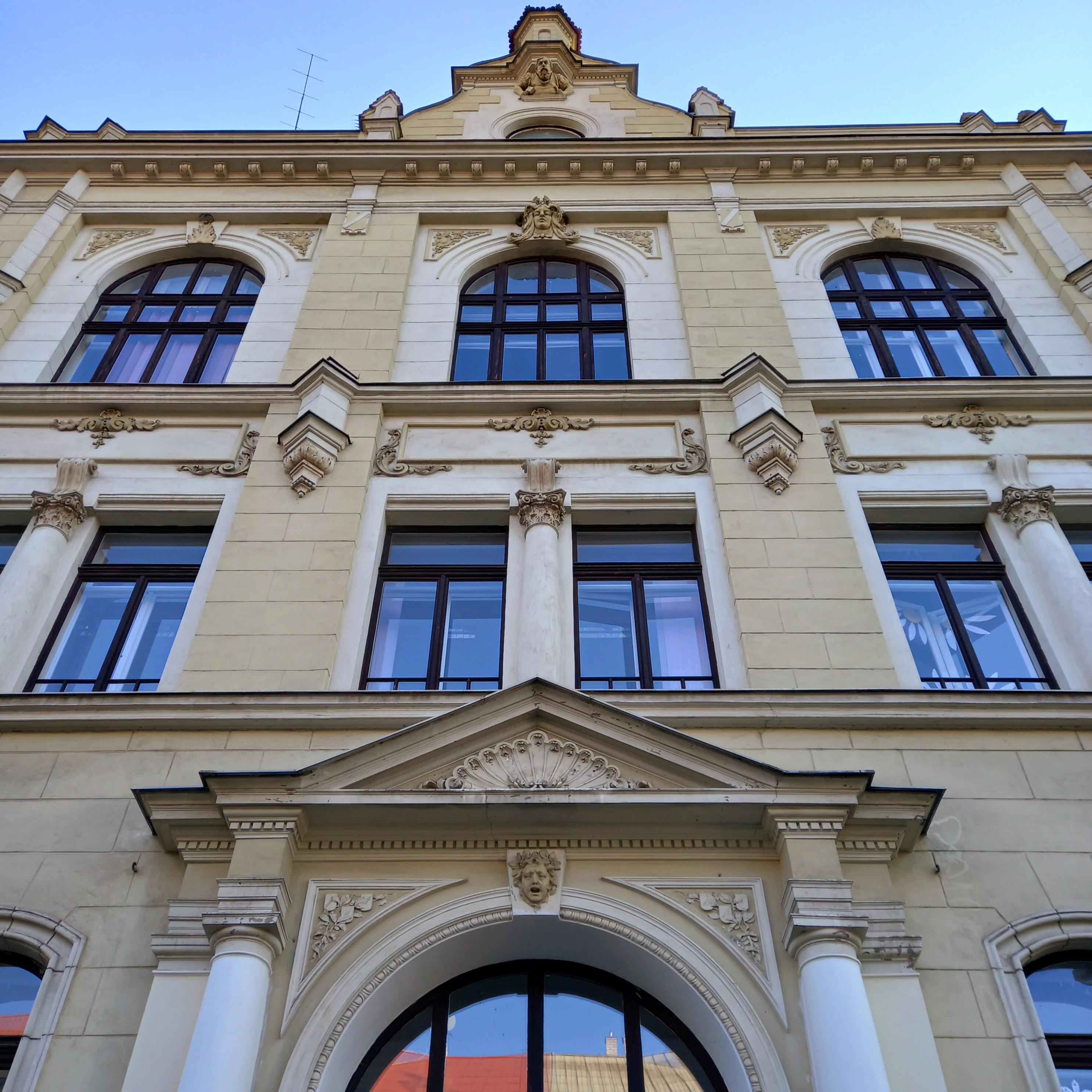 Střední škola obchodu, řemesel, služeb a Základní škola, Ústí nad Labem foto 2