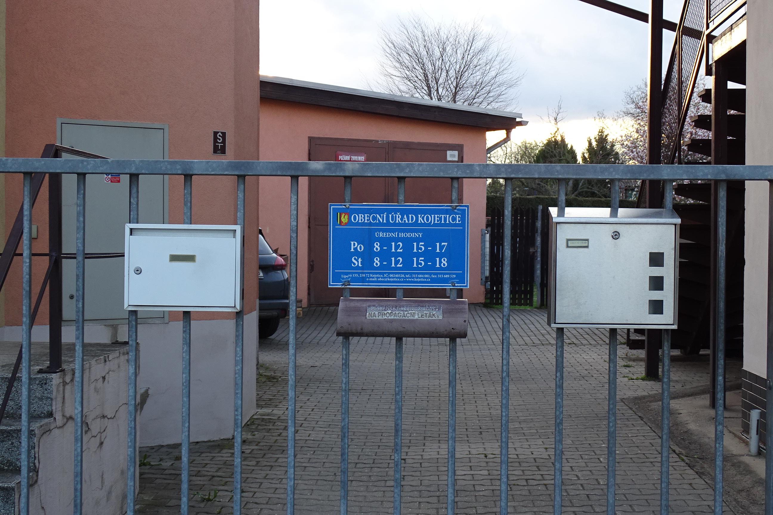Kojetice - obecní úřad foto 6