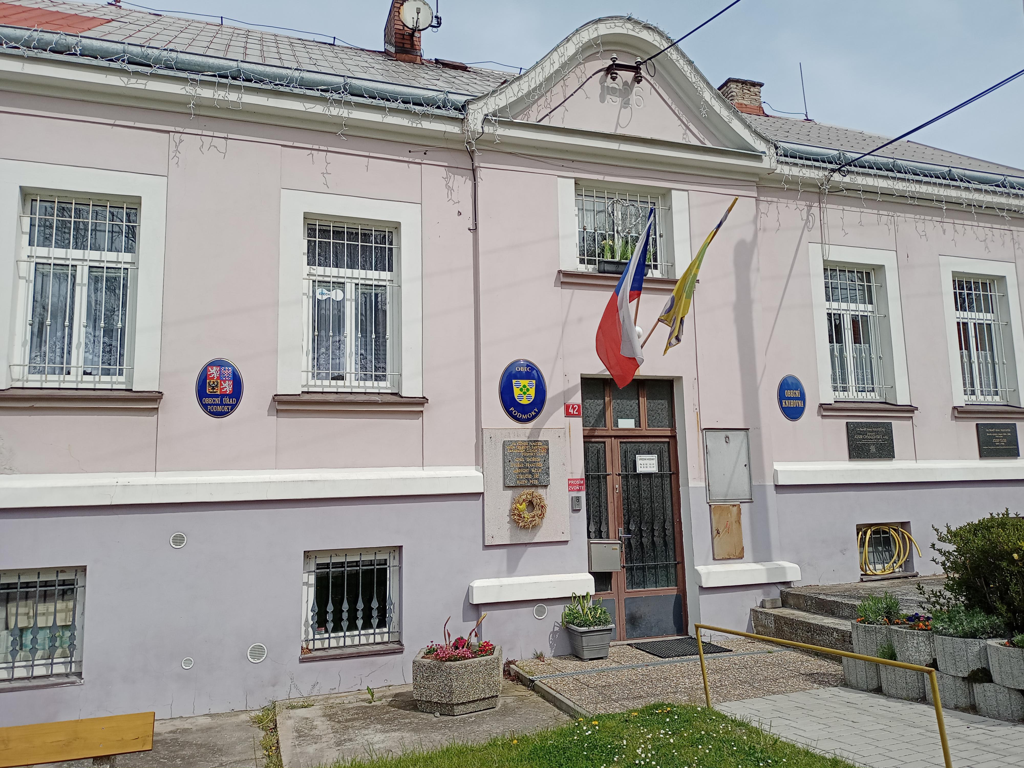 Obecní knihovna Podmoky