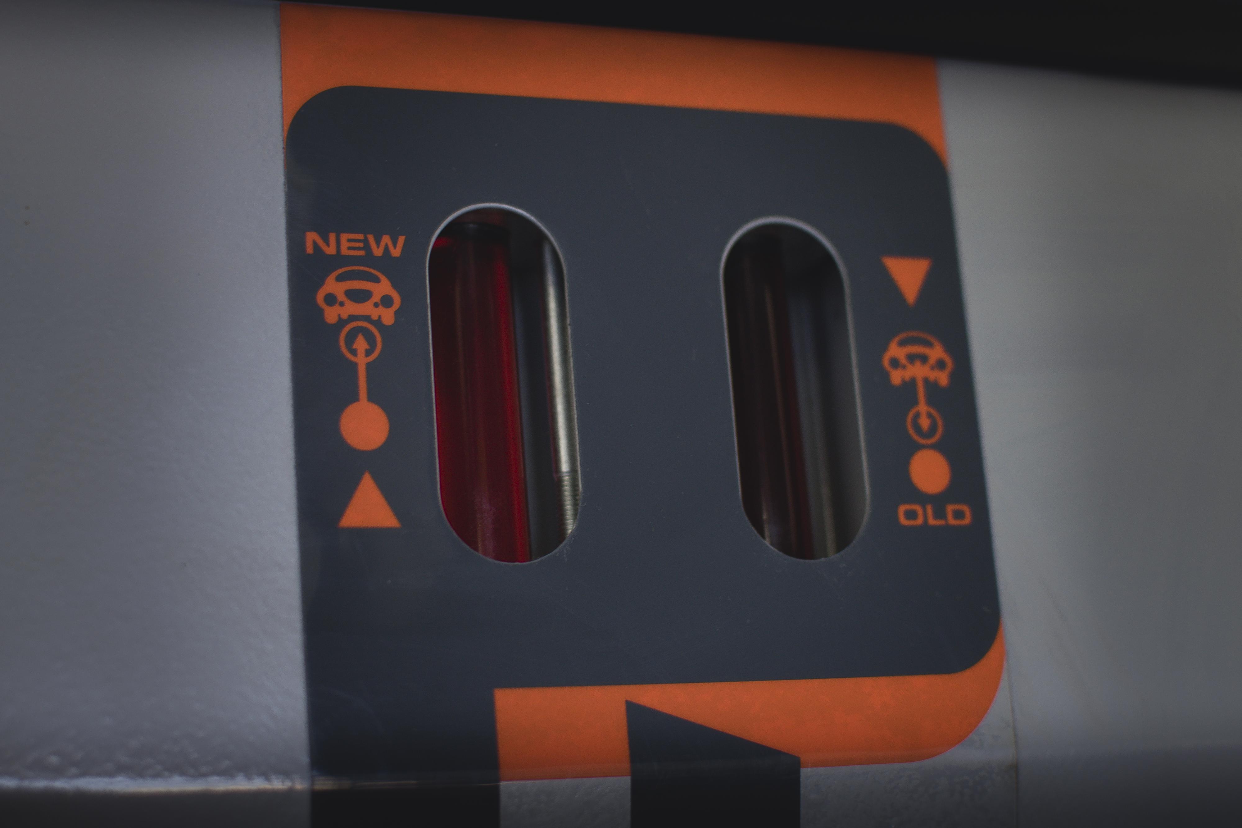 Výměna oleje v automatické převodovce u automobilu