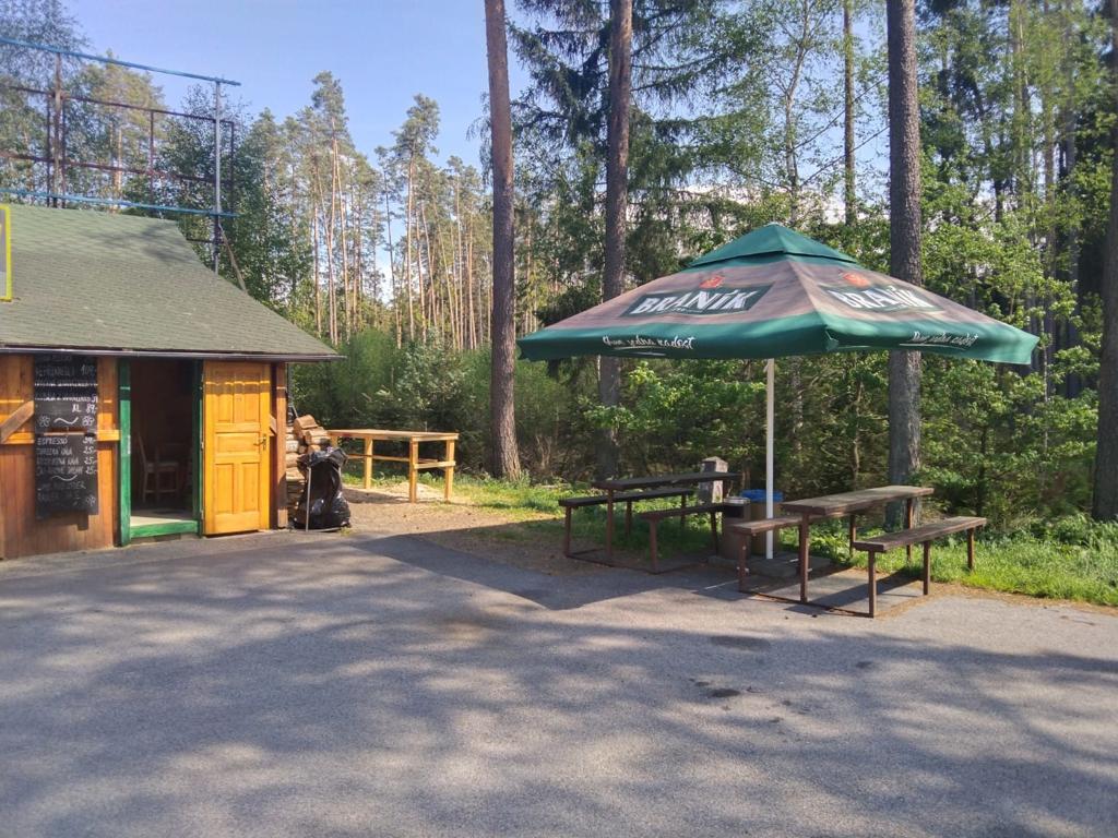 Občerstvení - Klobásy z Udírny foto 3