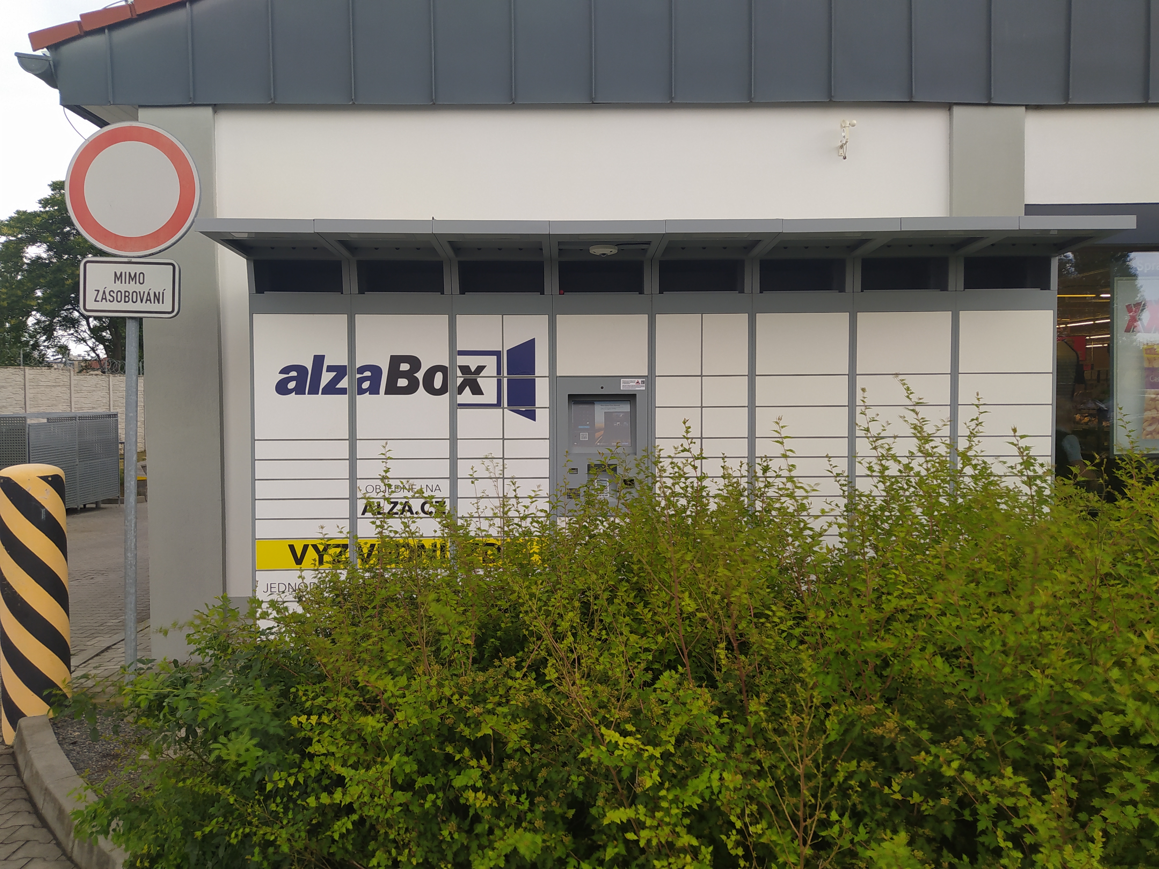 AlzaBox foto 2