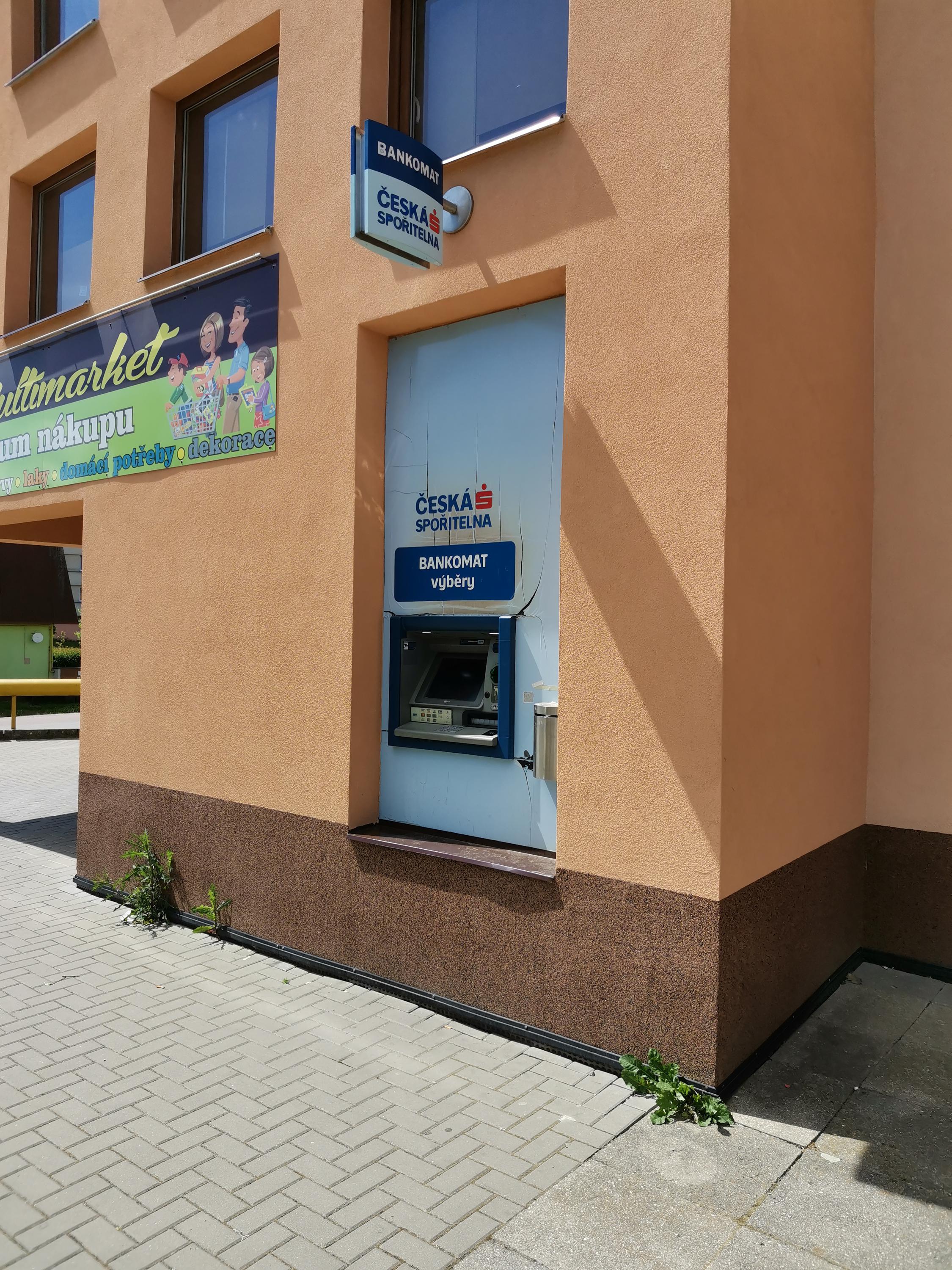 Bankomat České spořitelny foto 1
