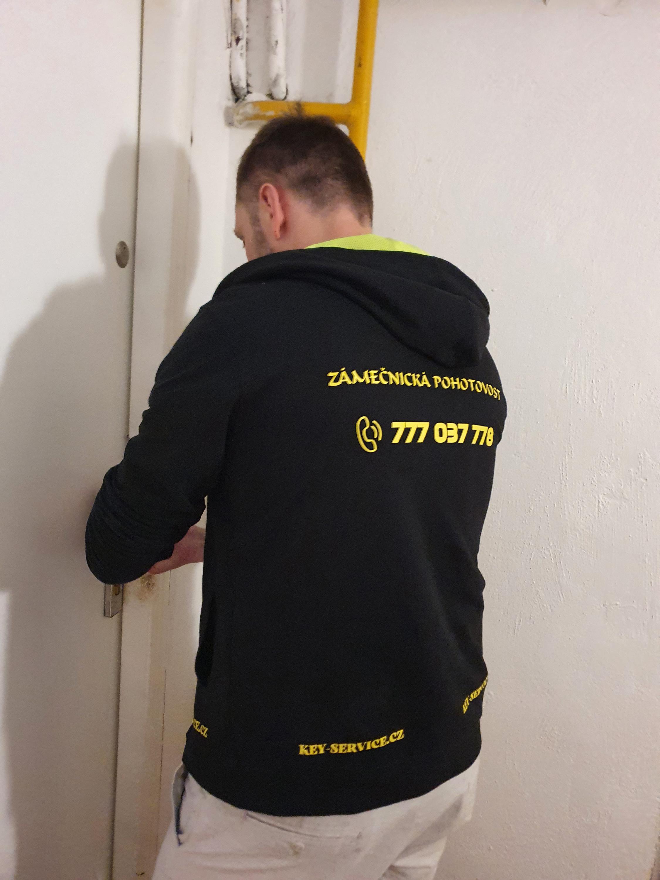 ZÁMEČNICTVÍ KEY-SERVICE s.r.o. foto 2