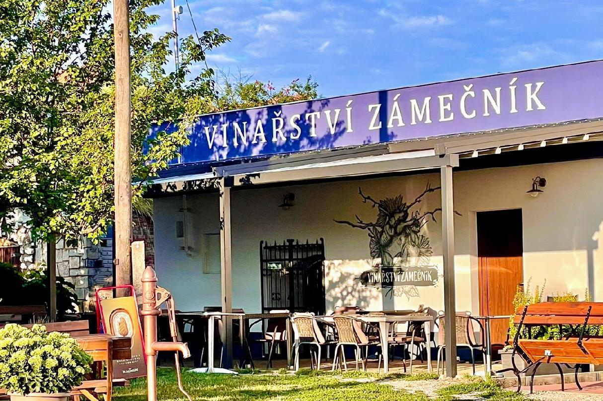 Vinný sklep Vinařství Zámečník