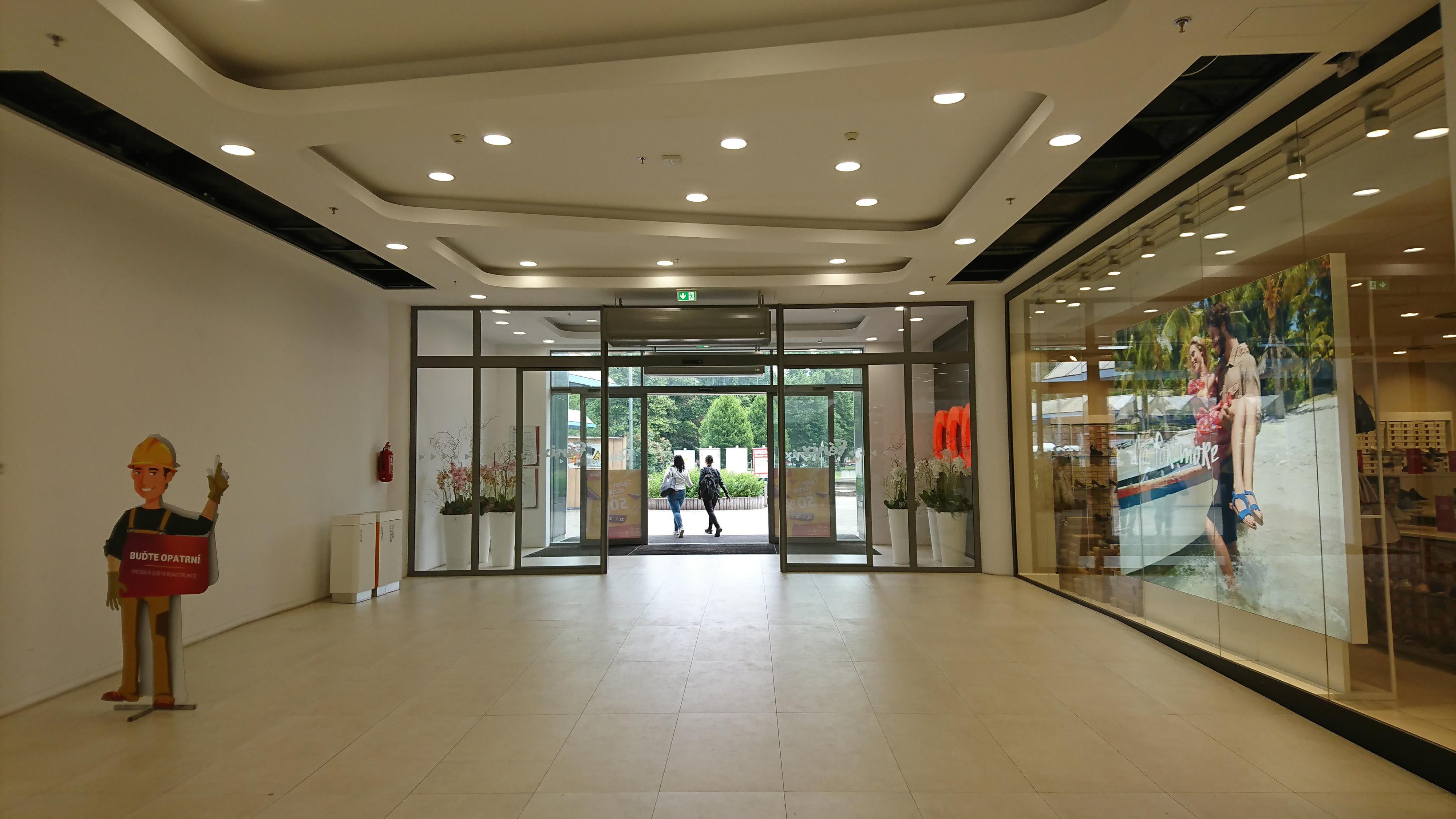 Nákupní Centrum Fénix Vysočanská foto 5