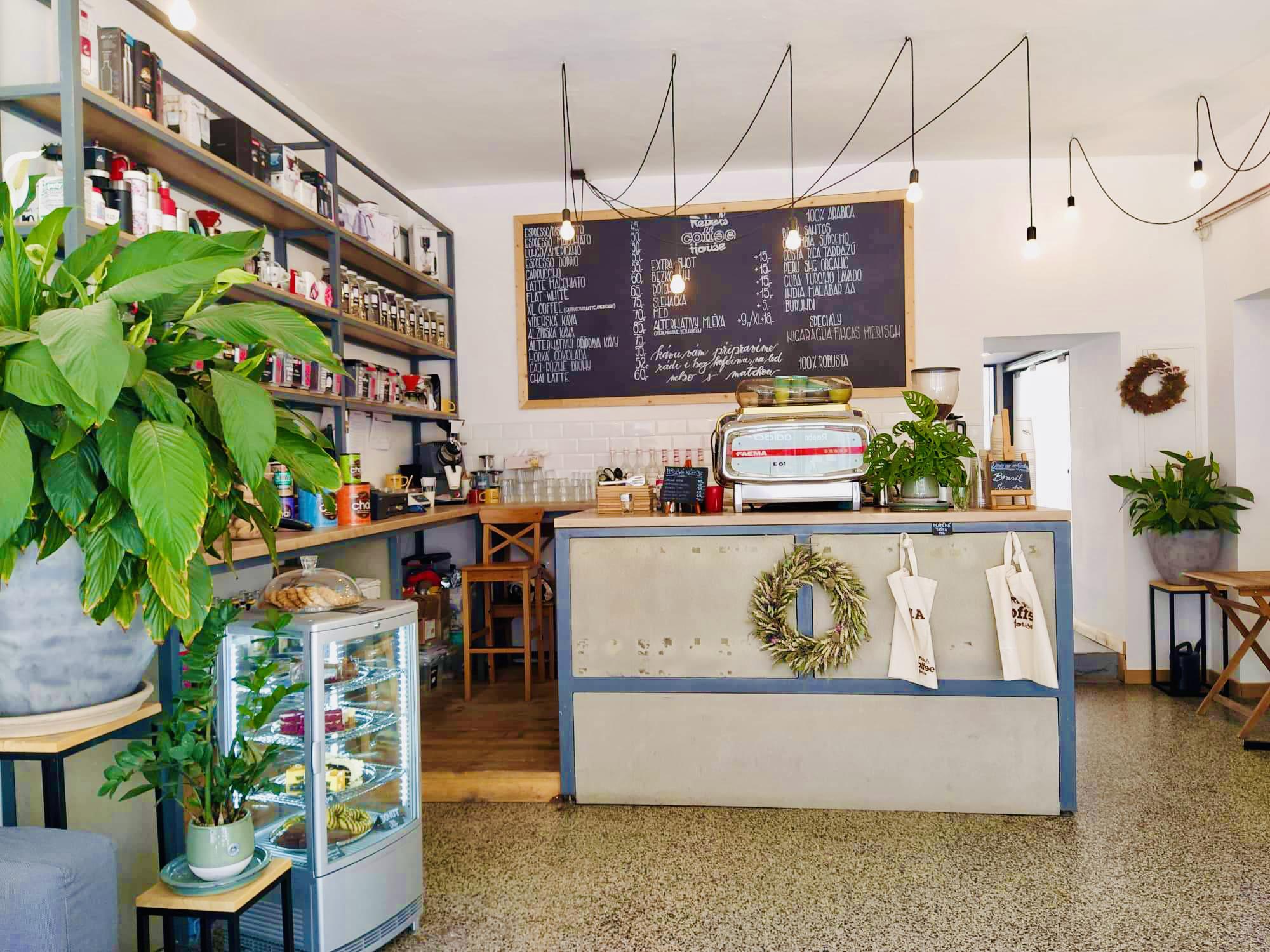 Rebel's Coffee House - kavárna s pražírnou foto 5