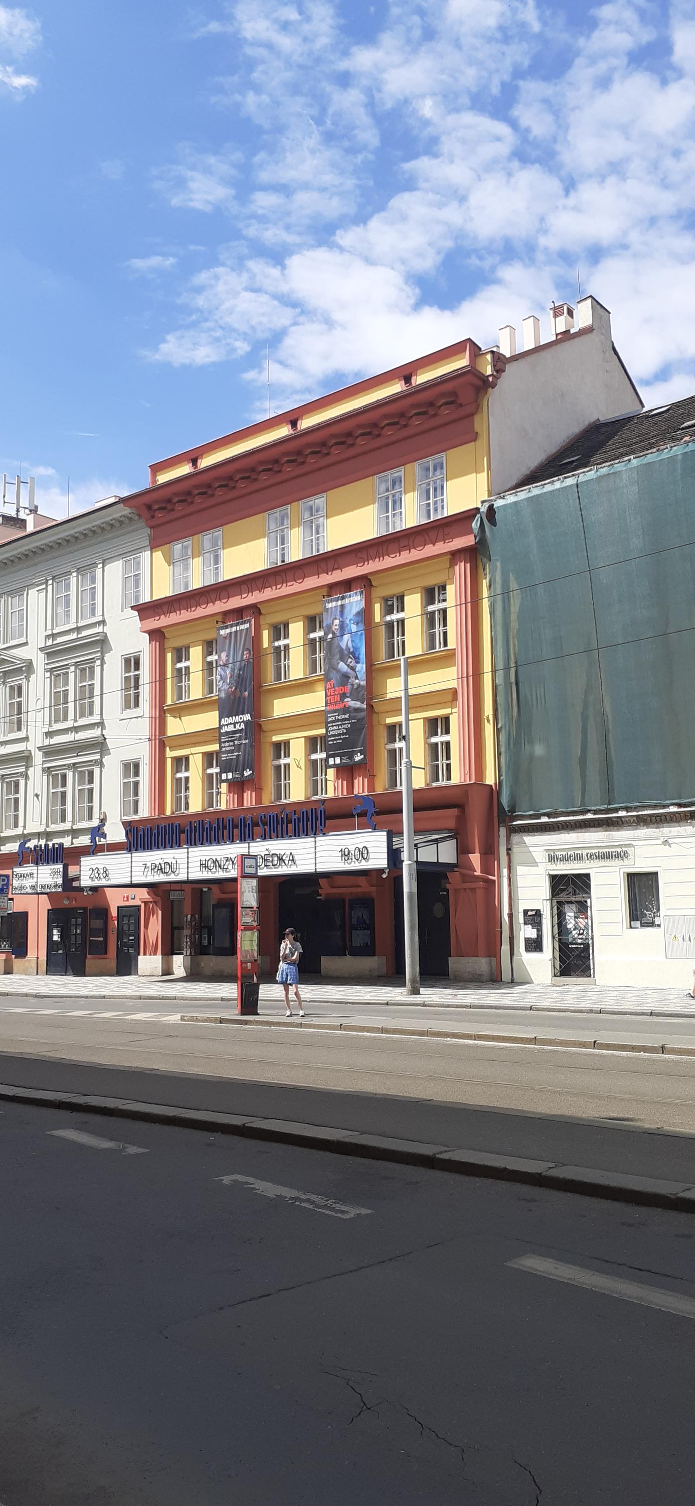 Švandovo divadlo na Smíchově foto 4