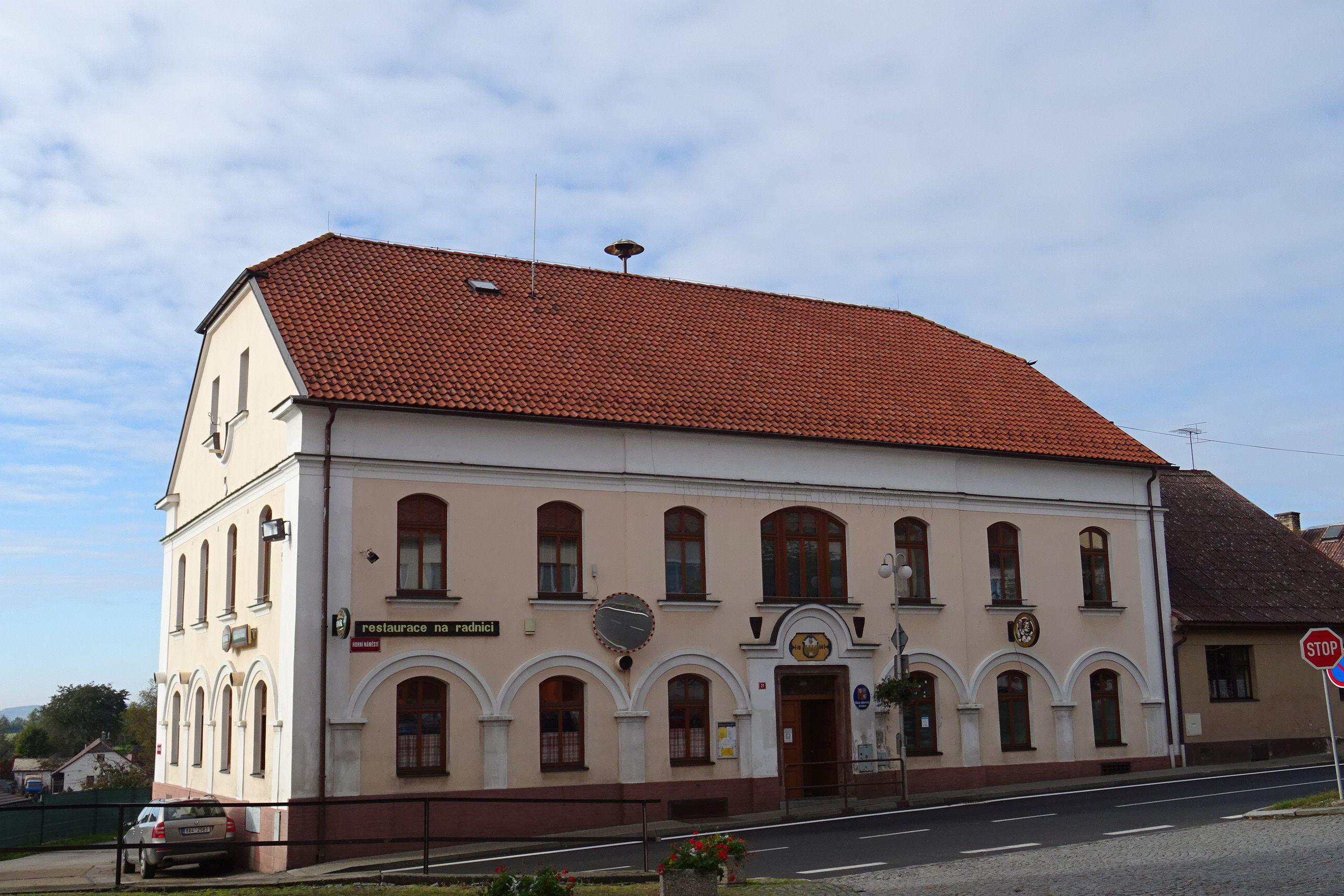 Divišov - úřad městyse foto 6