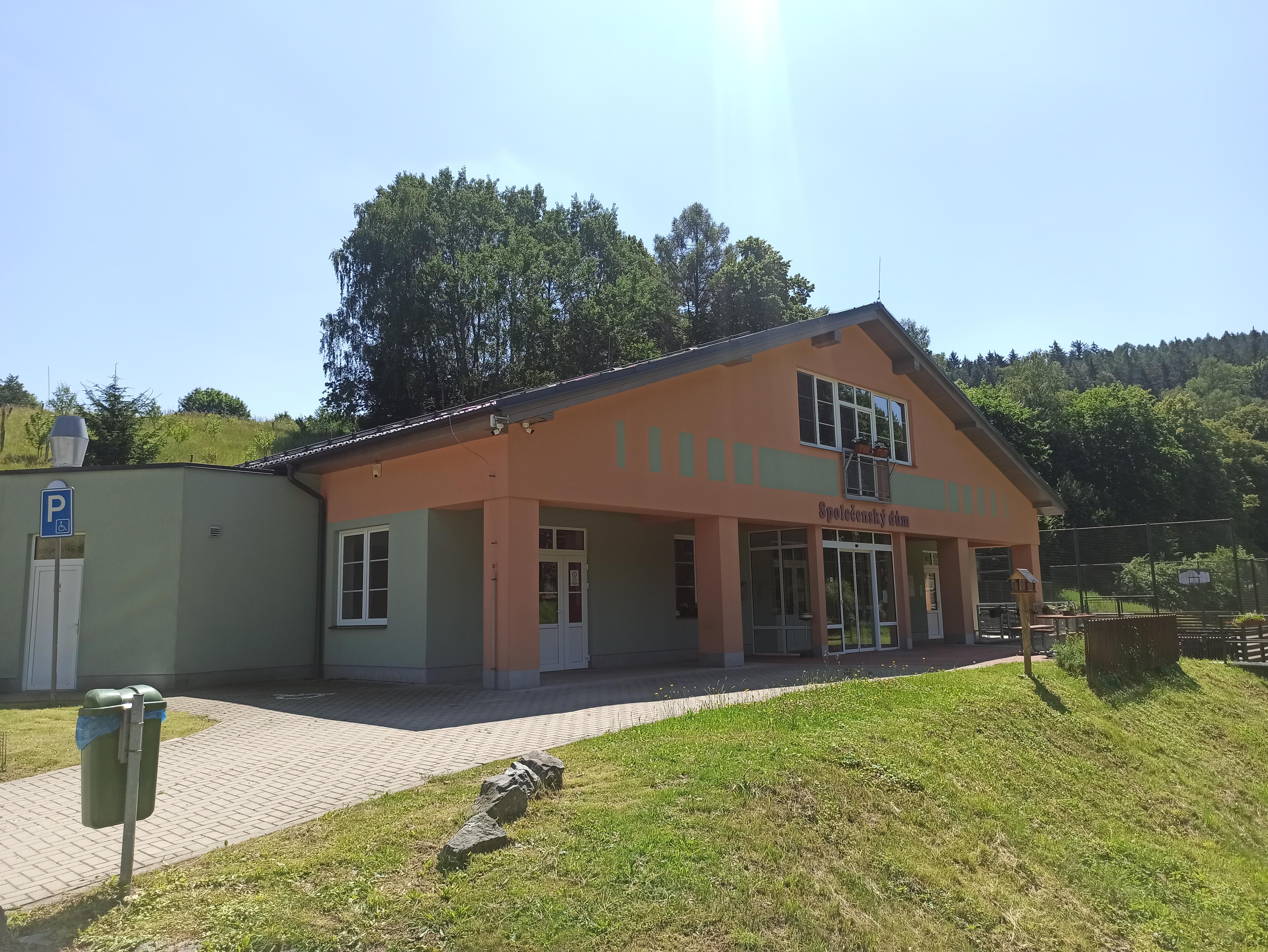 Pohledy - obecní úřad