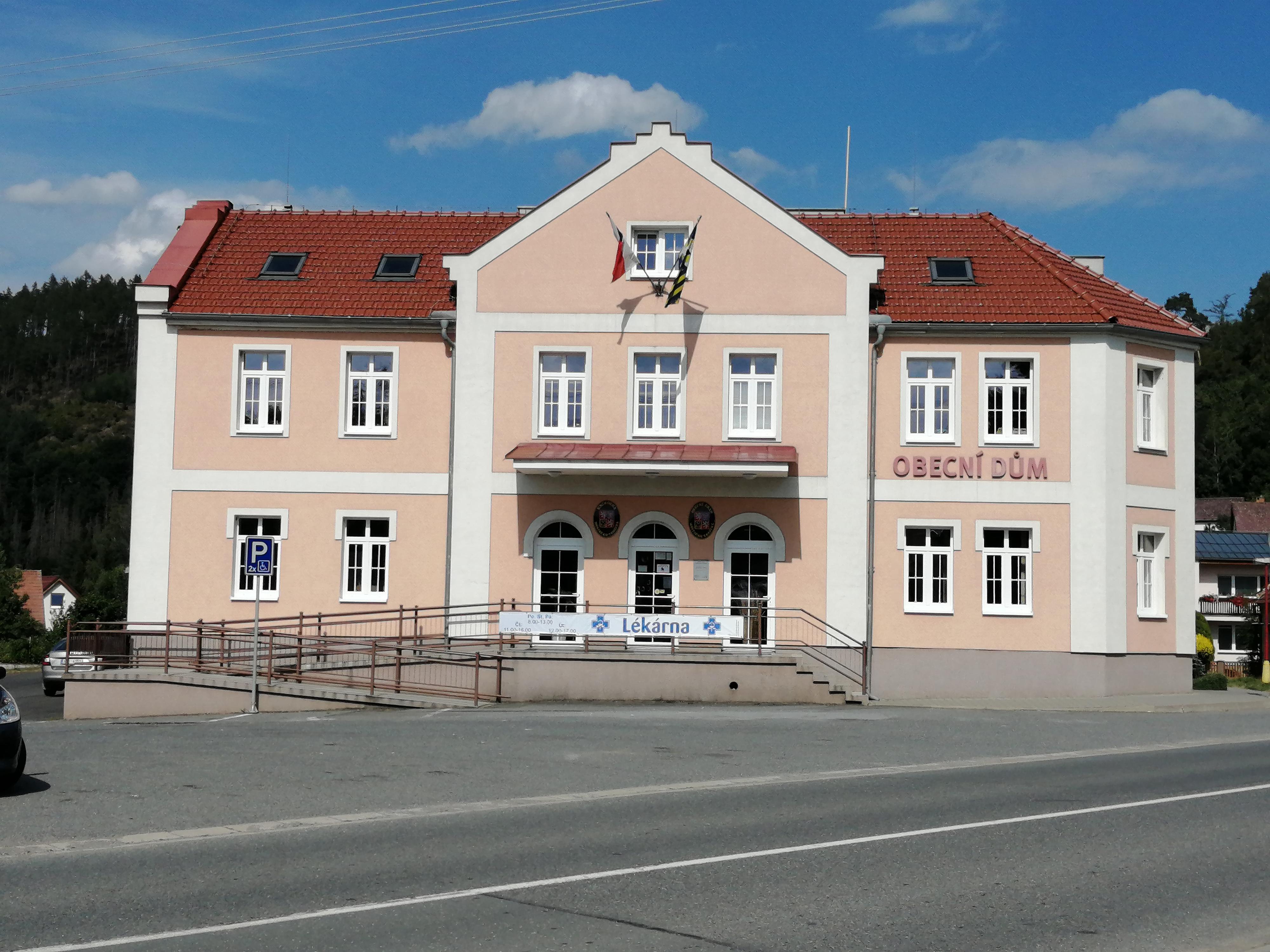 Městečko Trnávka - obecní úřad foto 3