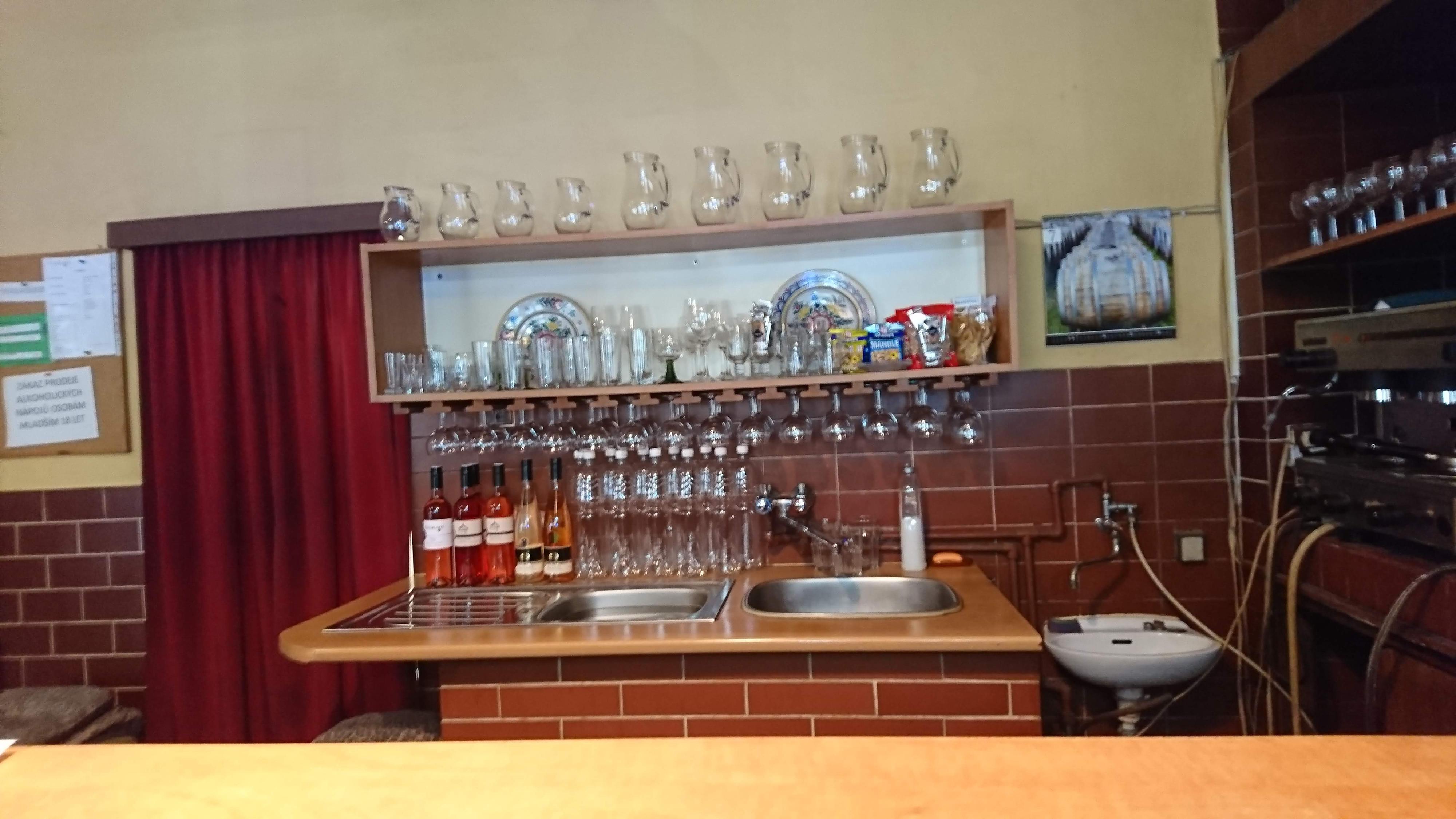 Vinný bar Blatnička foto 4