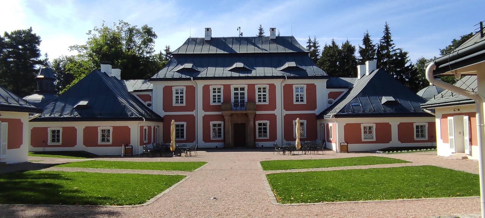 Galerie Zámek Karlštejn foto 2