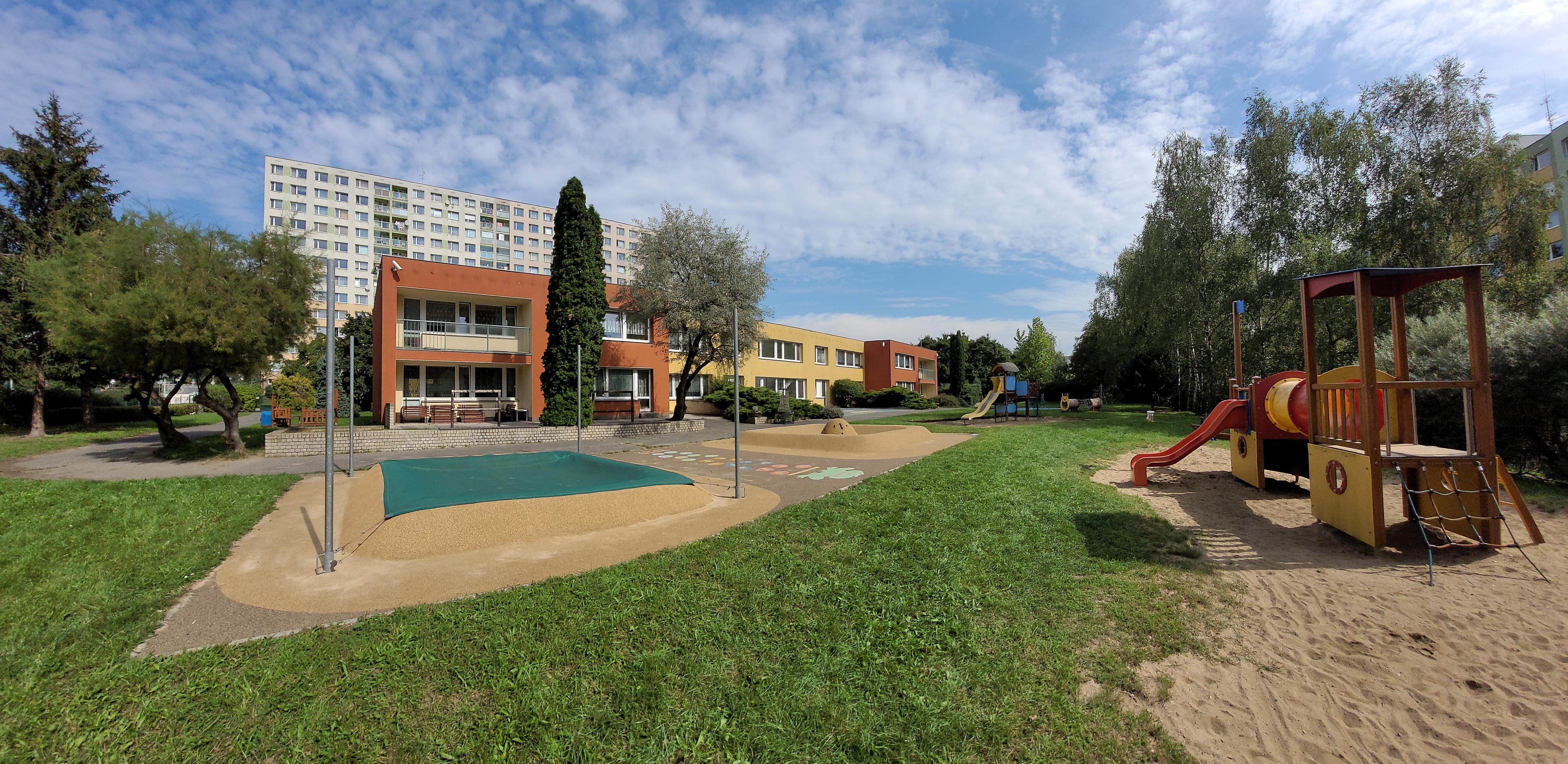 Mateřská škola Jažlovická foto 3