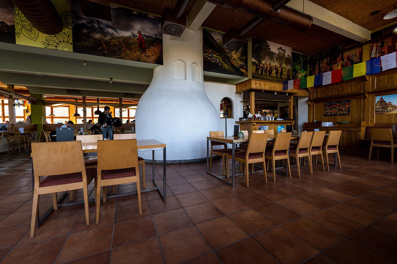 Nepálská a indická restaurace Makalu foto 2