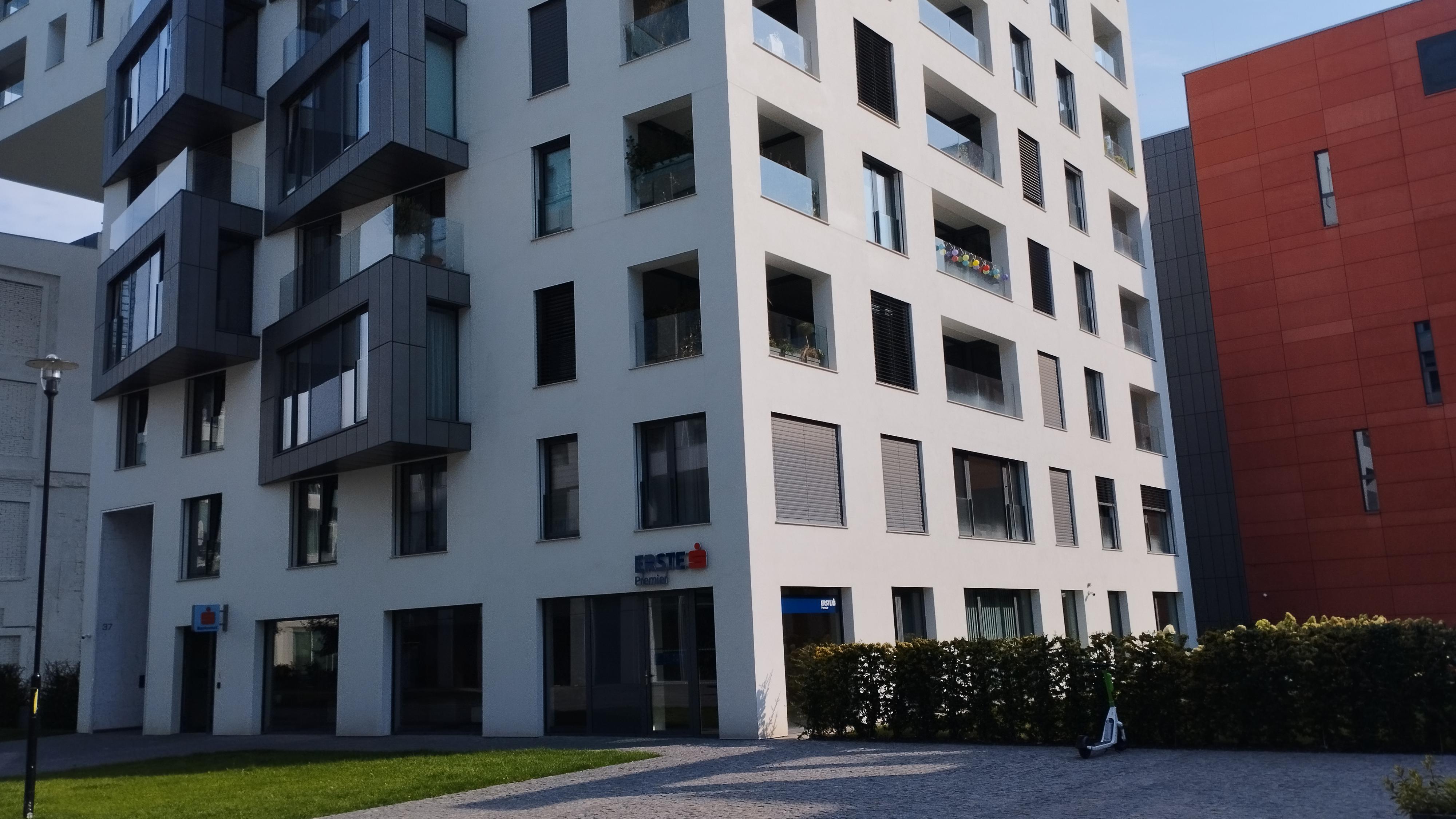 Bankomat České spořitelny foto 2