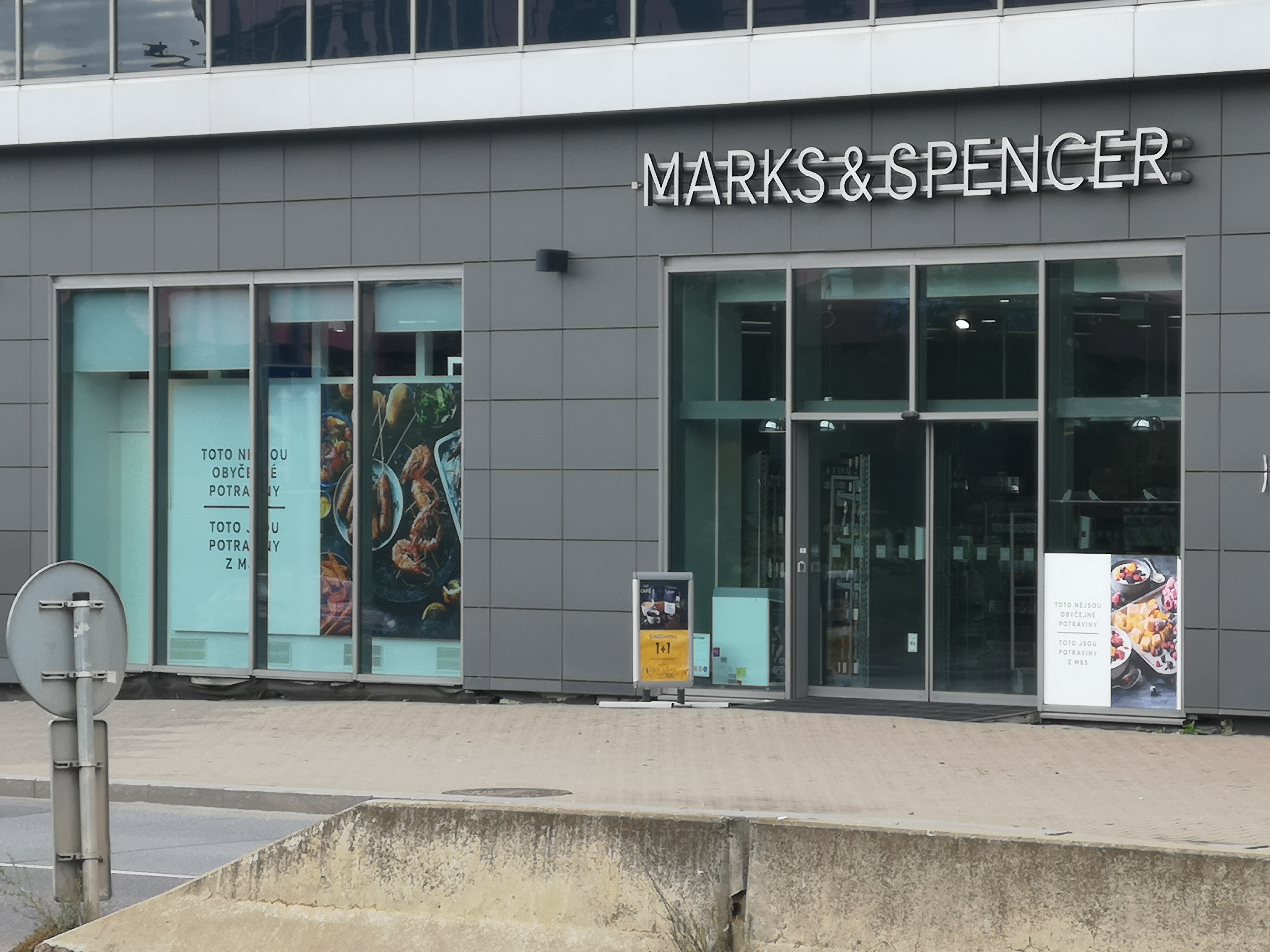 Marks and Spencer foto 3