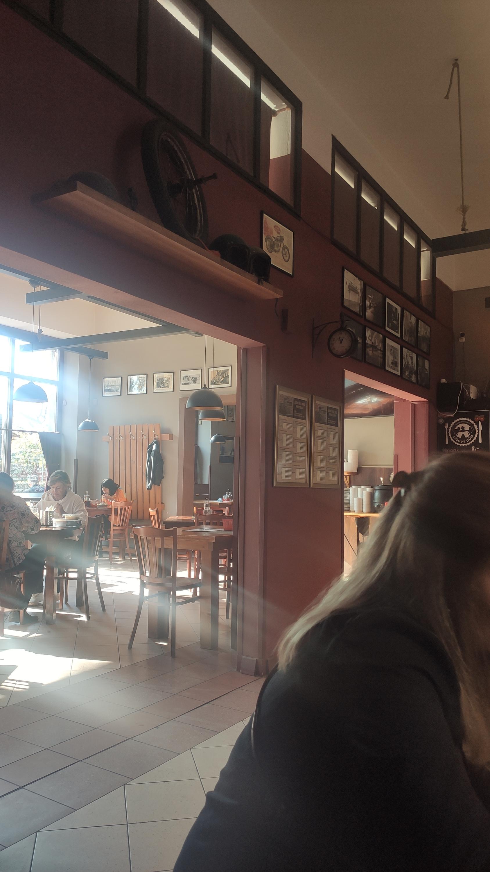 Restaurace Lidový Dům foto 3