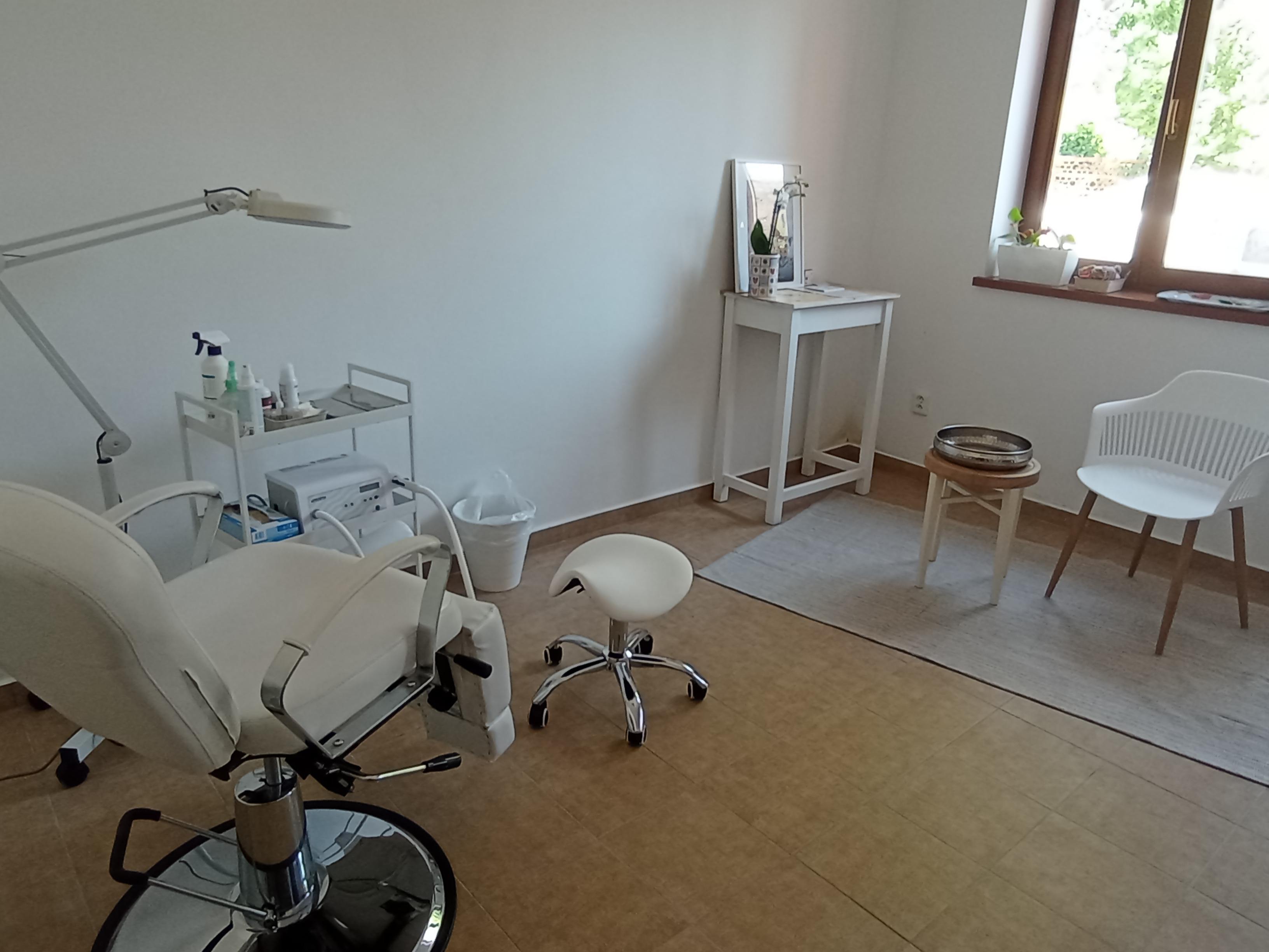 TerraNoha - přístrojová (suchá) pedikúra foto 2