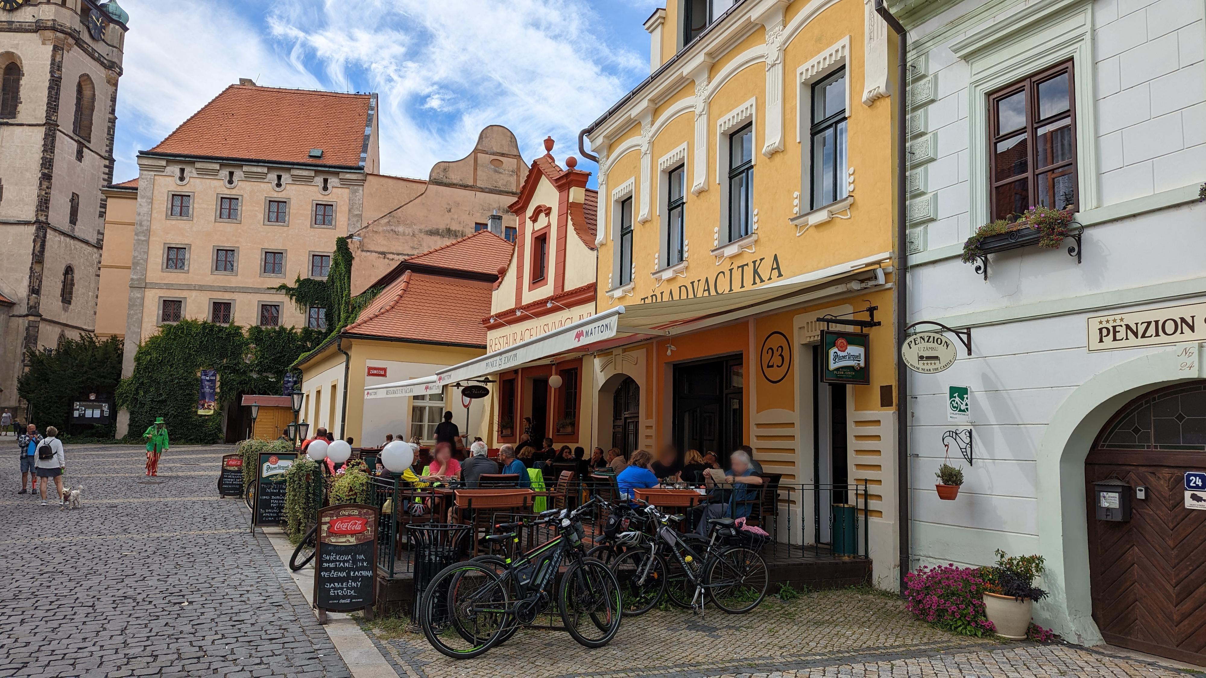 Třiadvacítka foto 2