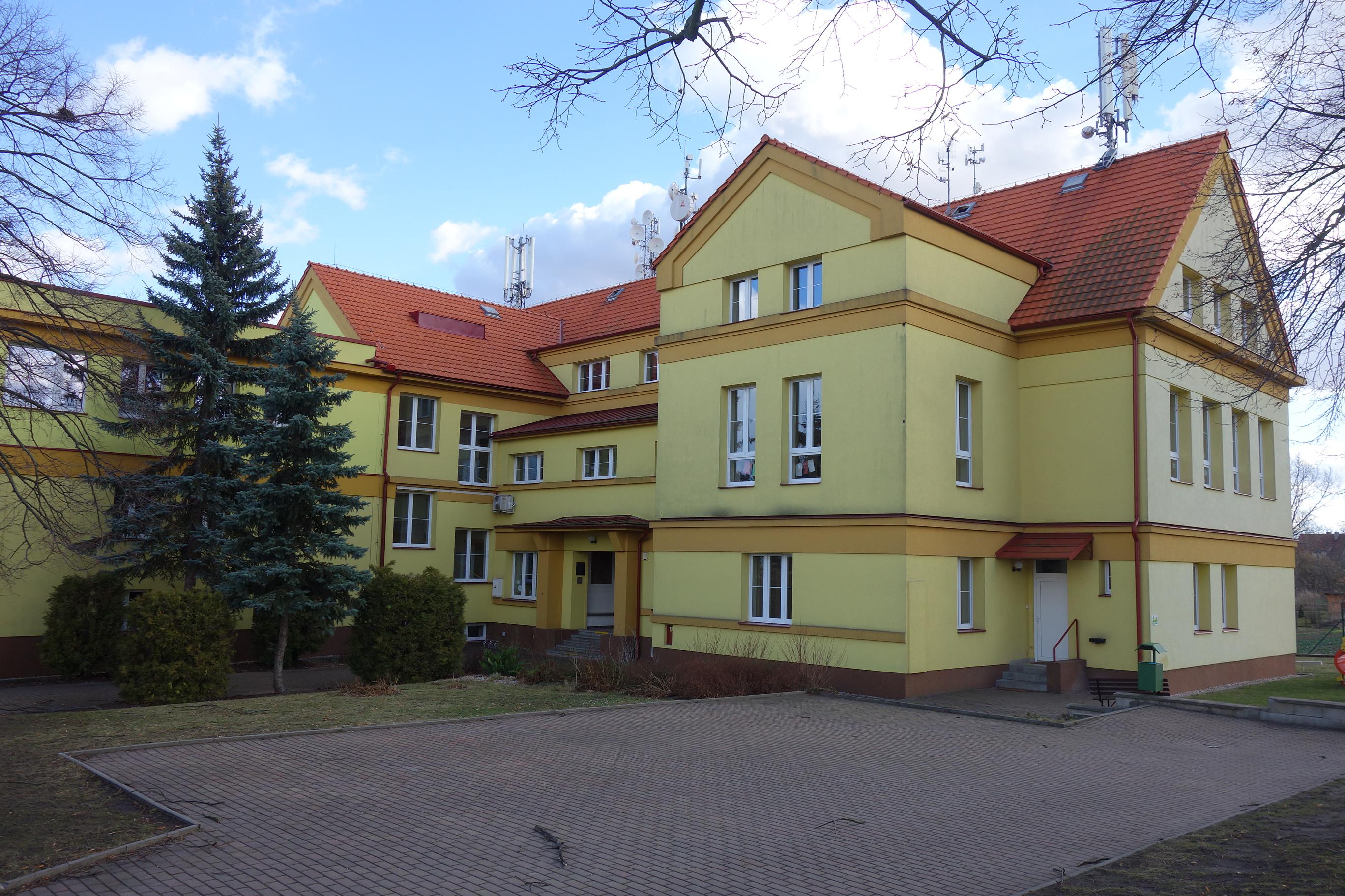 Základní škola B. J. Dlabače Cerhenice