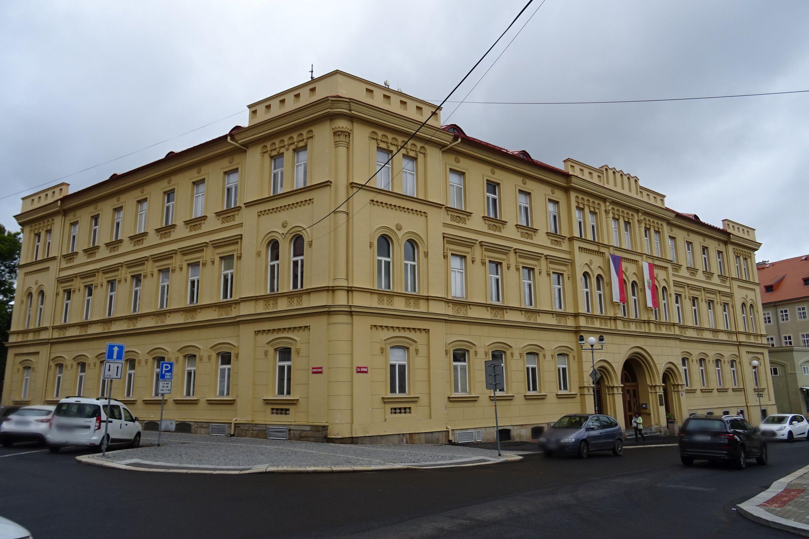MÚ Cheb - Odbor správních činností a obecní živnostenský úřad foto 6