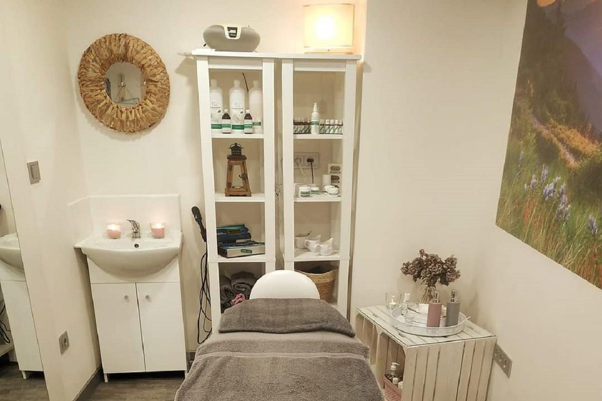 Kosmetika a masáže -  4you studio, Monika Paluzgová