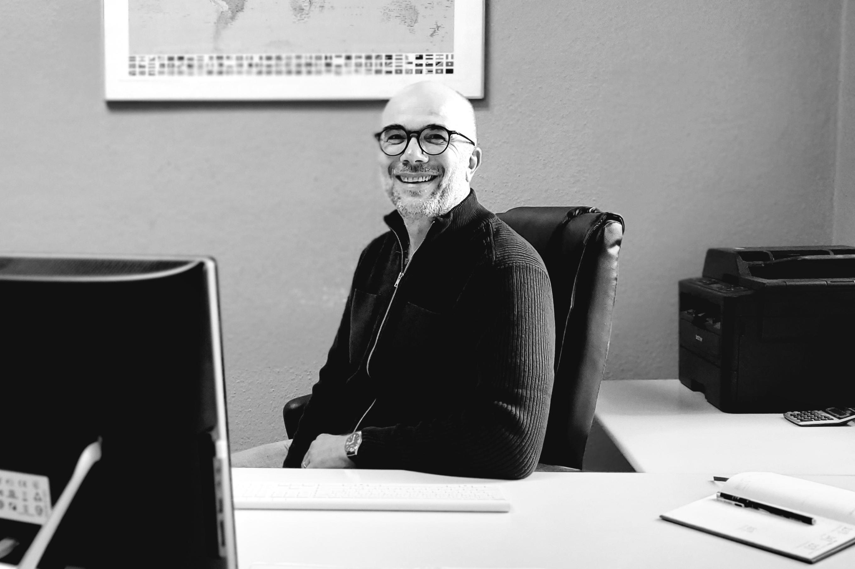 Tomáš PETR - Delfin