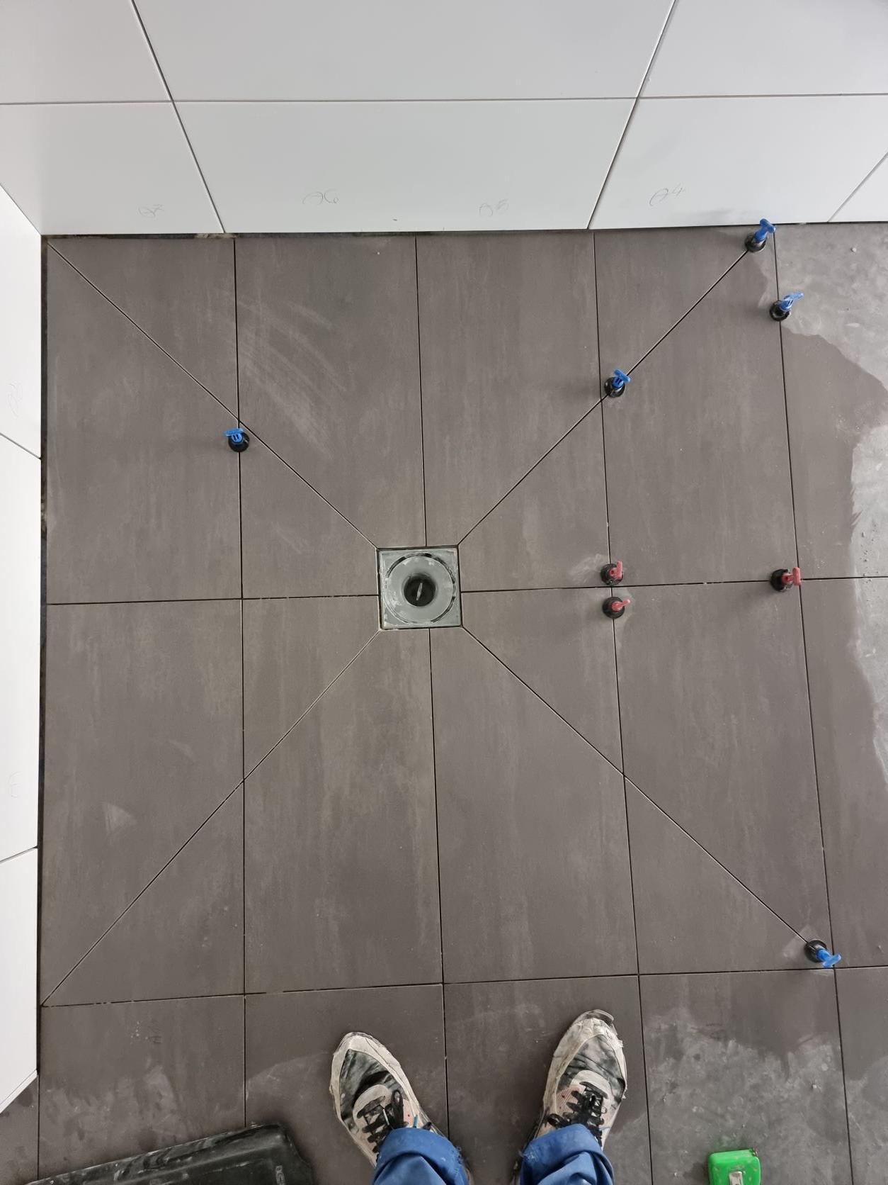 Jan Šedivý - Obkladačské a bourací práce foto 2