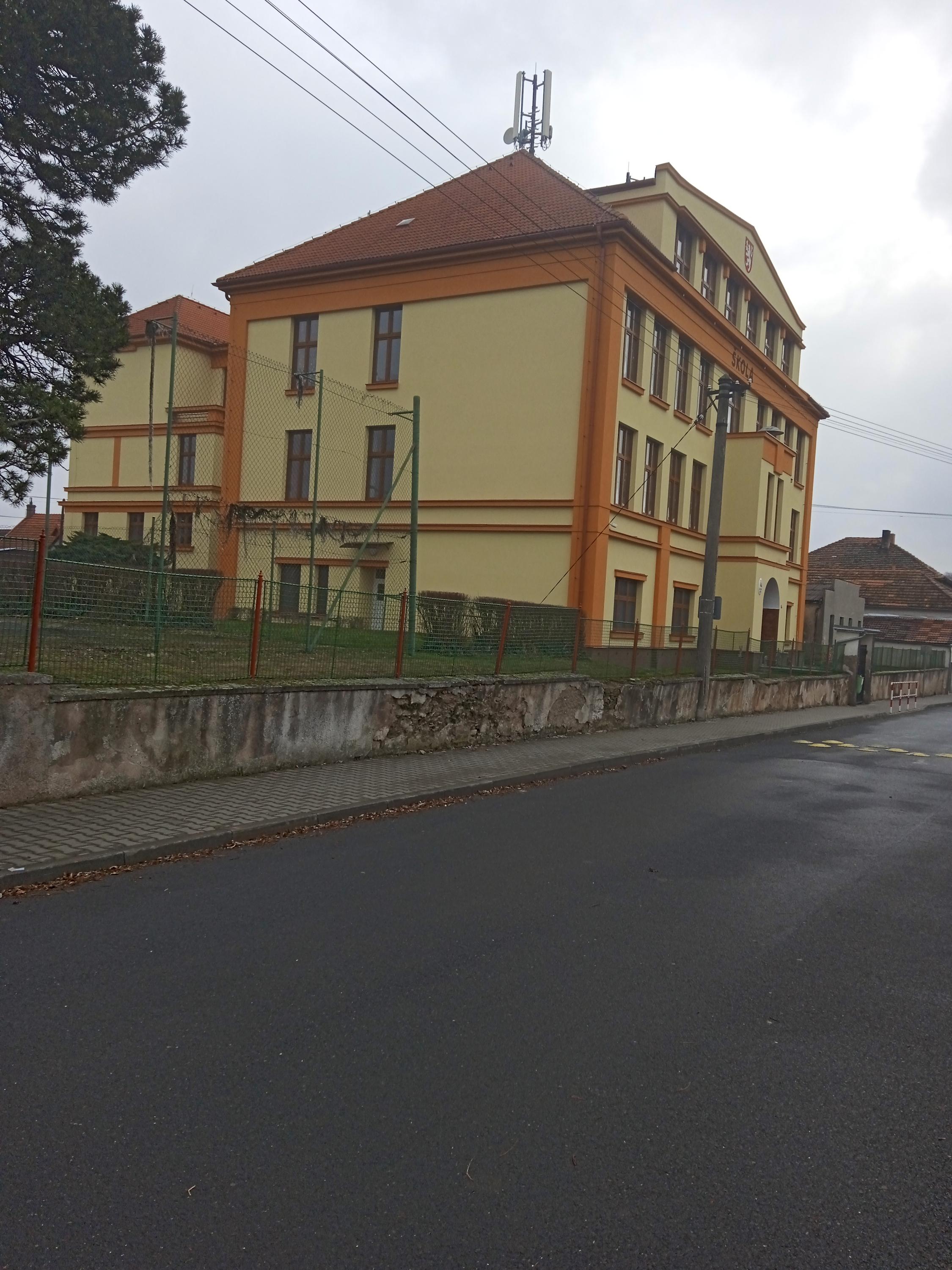 Základní škola a Mateřská škola Žleby, okres Kutná Hora foto 6