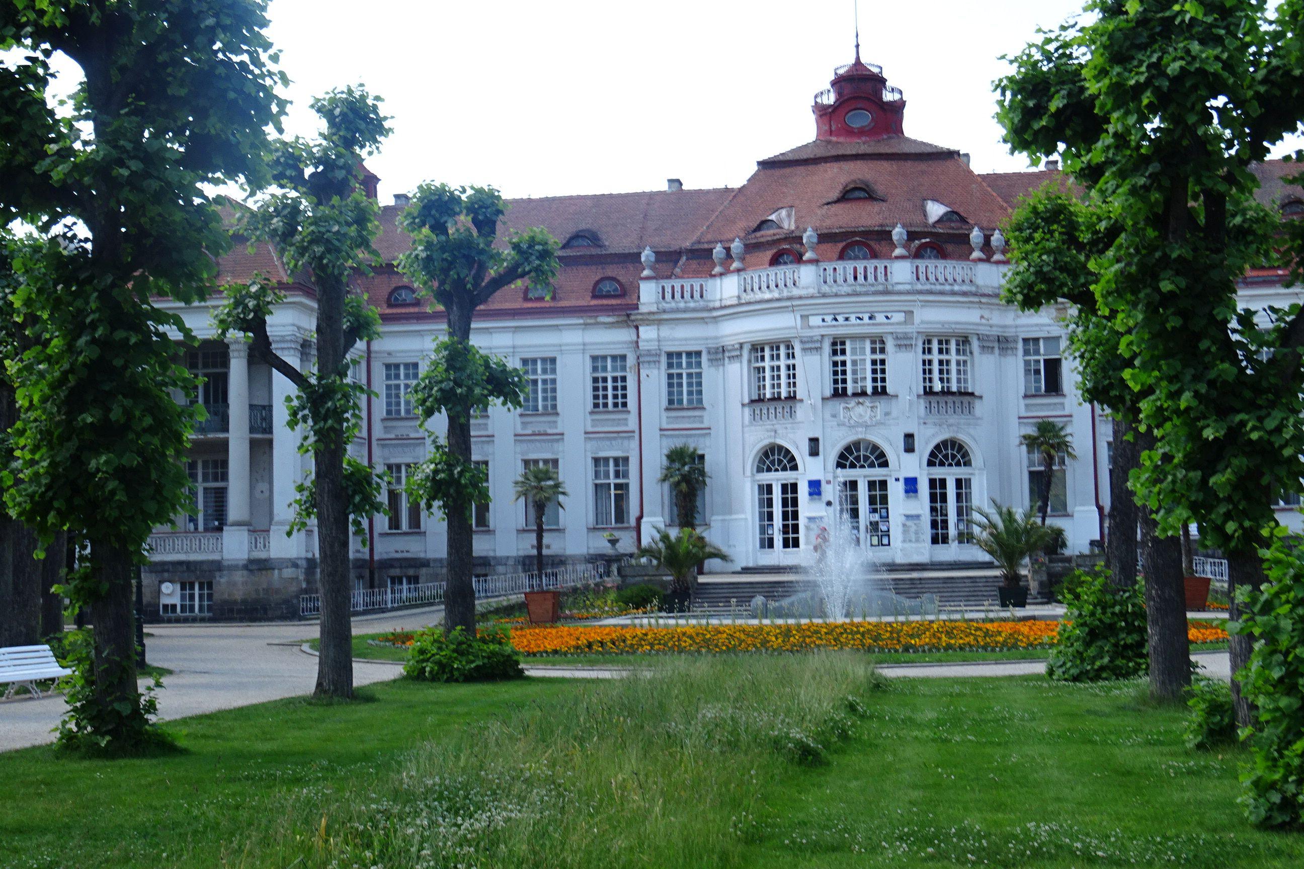 Plavecký bazén Alžbětiny Lázně foto 5