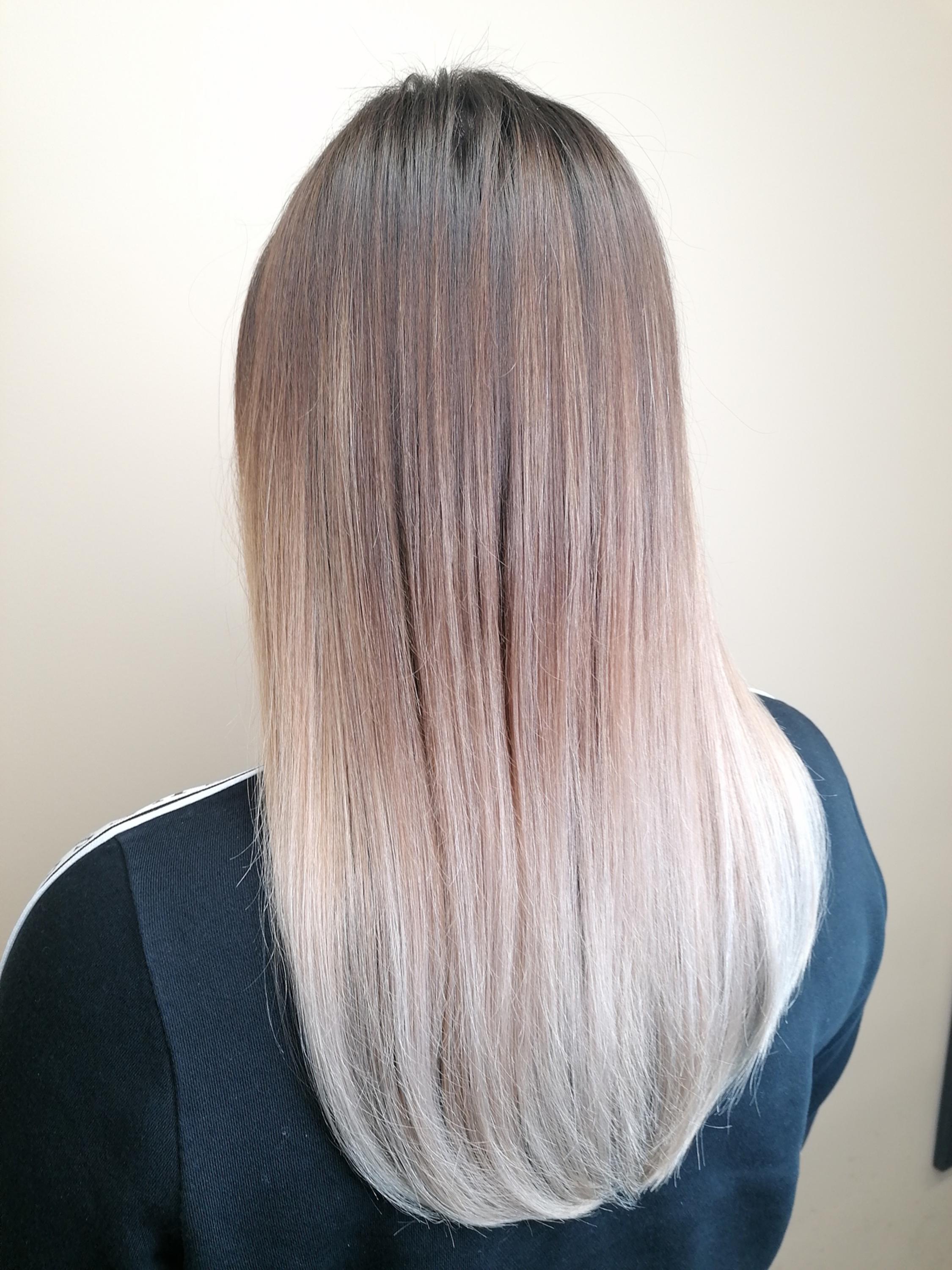 Kadeřnictví Hair4U foto 6