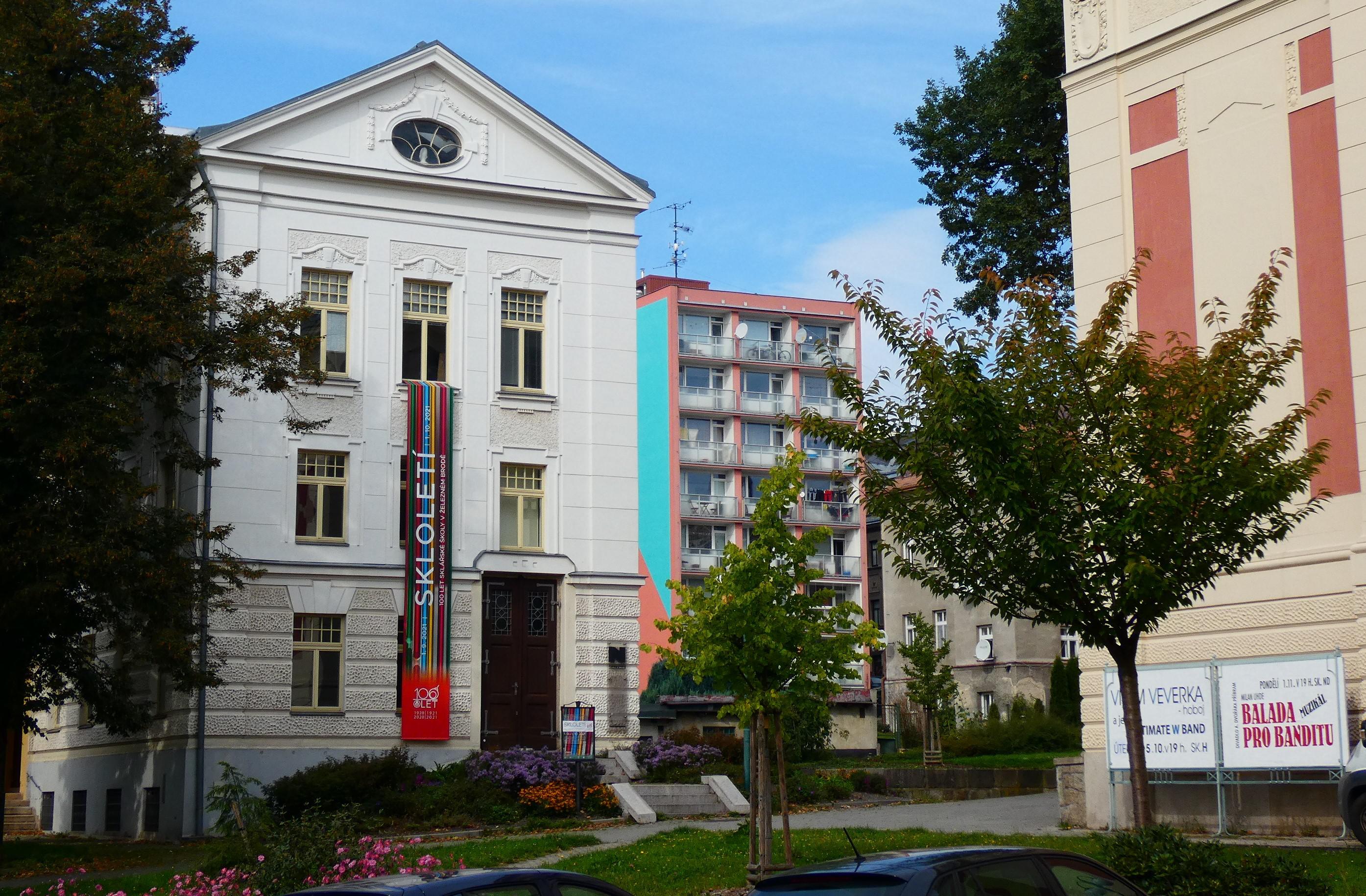 Univerzitní galerie N foto 2