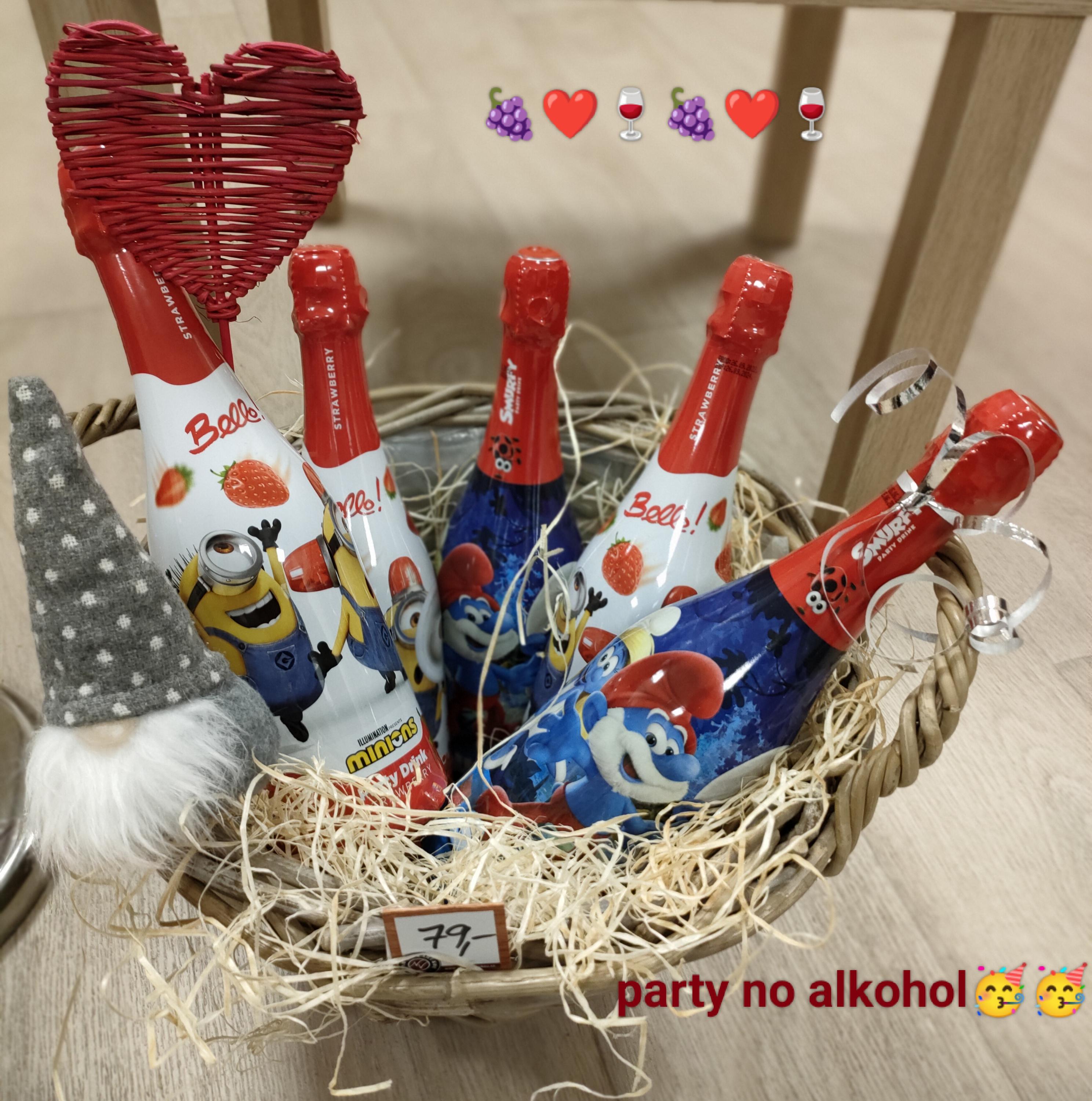 Naše Vinotéka - víno se zárukou foto 2