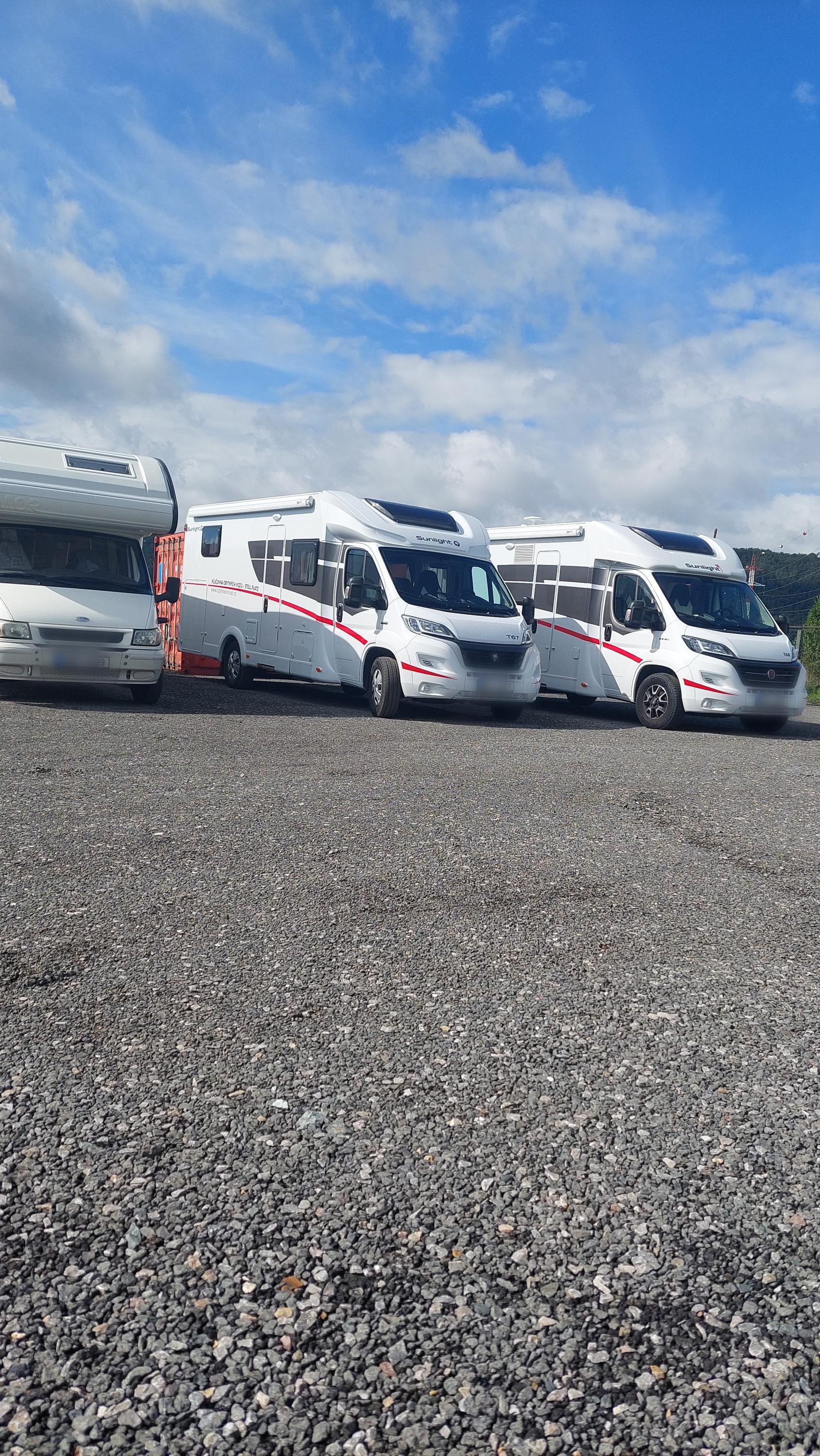 Půjčovna obytných aut - Viktor Poliščuk foto 3