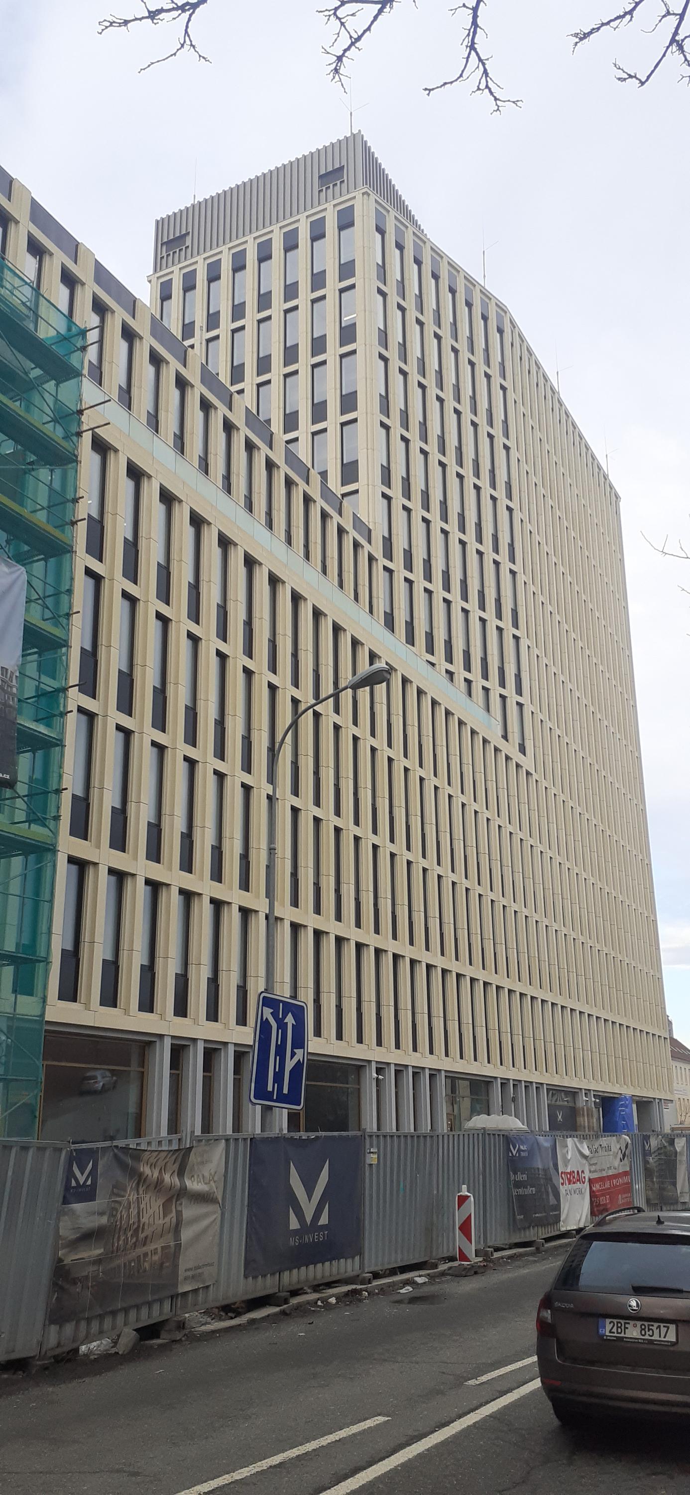 Dixons Carphone CoE foto 3