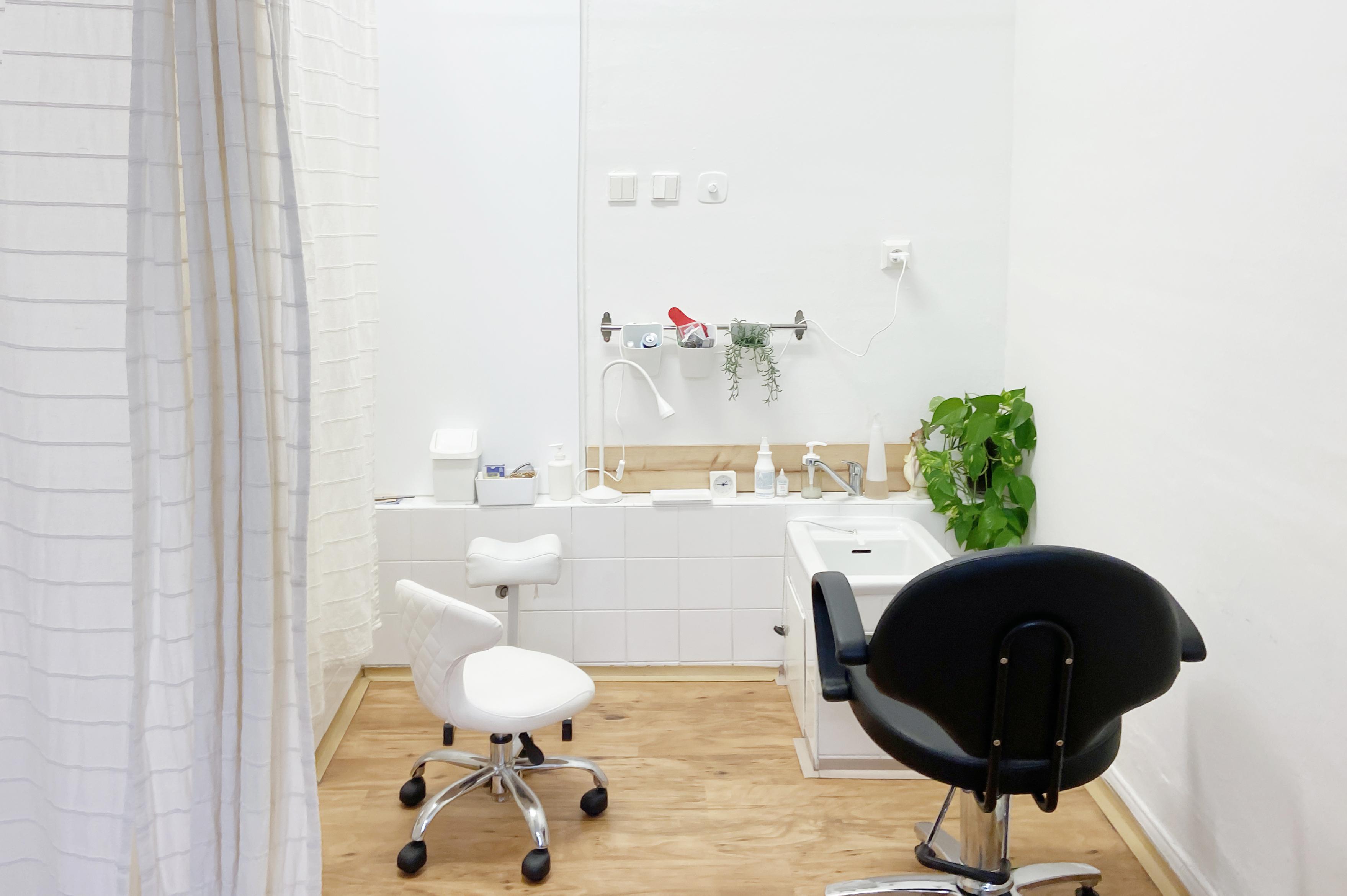 Pedikúra, Manikúra - Pavla Bulatová (Hasalíková)