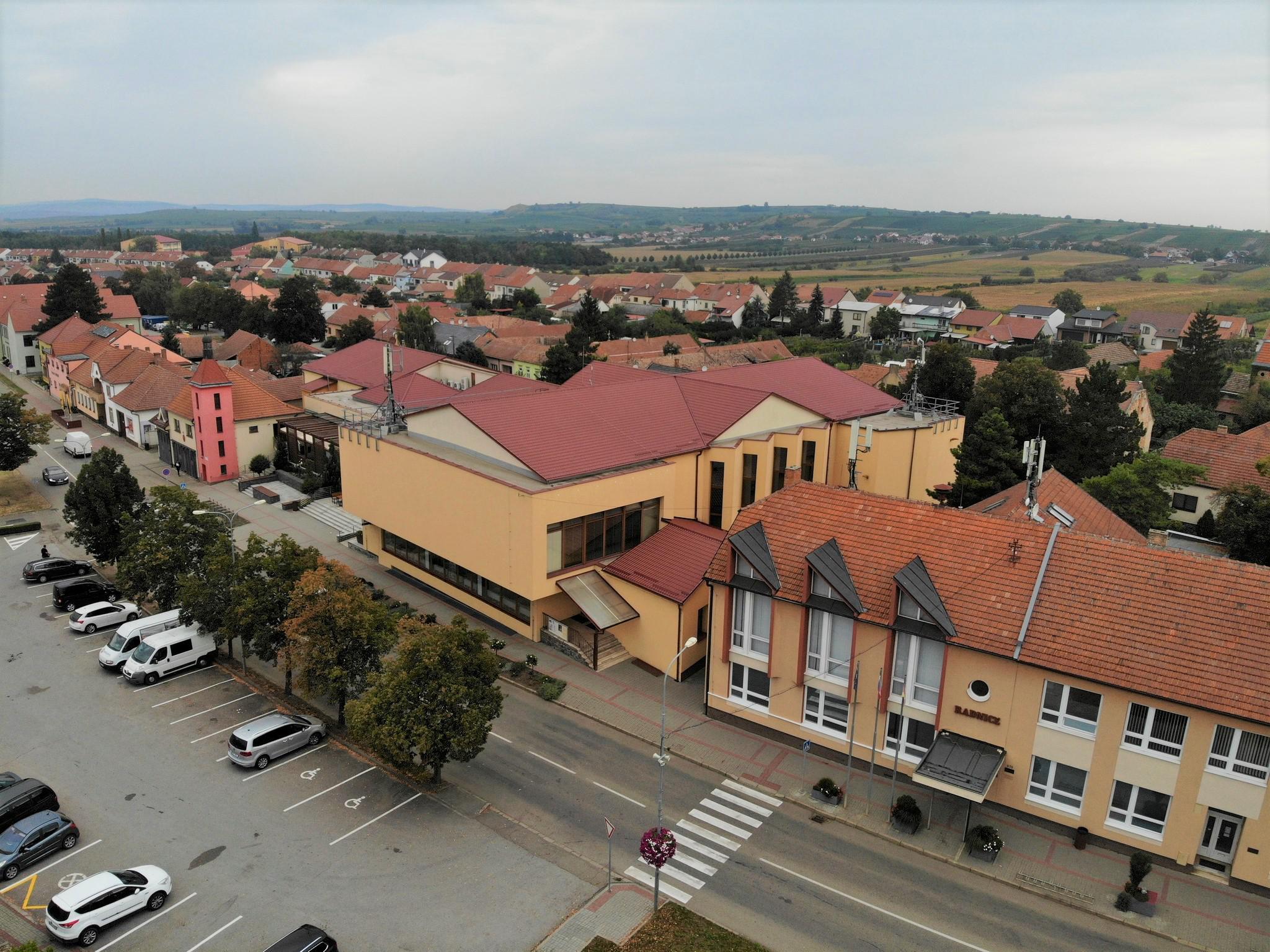 Kulturní dům Velké Bílovice foto 5