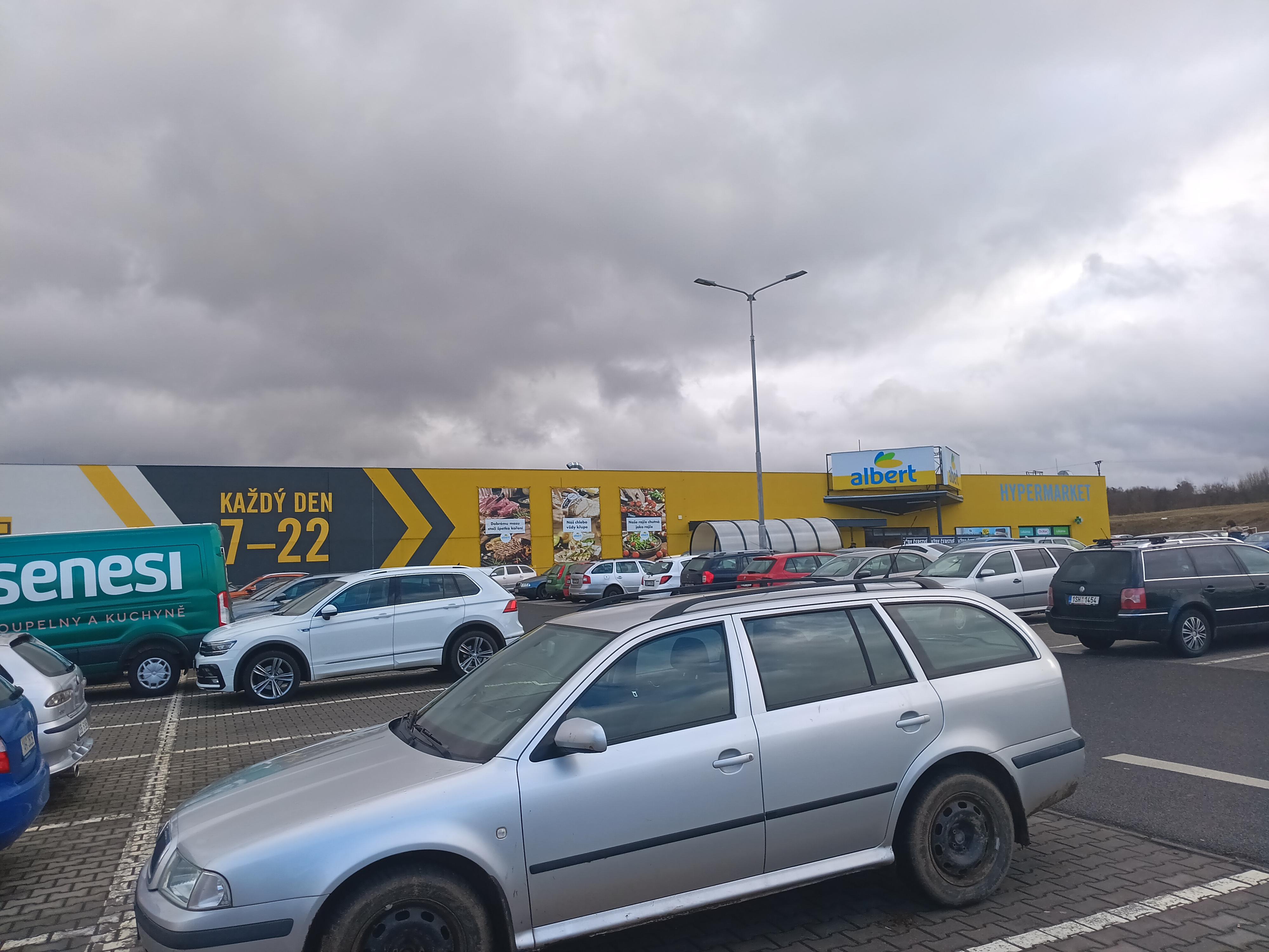 Albert Hypermarket foto 4