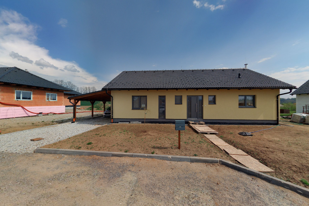 Manikúra a pedikúra Renáta Kosová foto 2