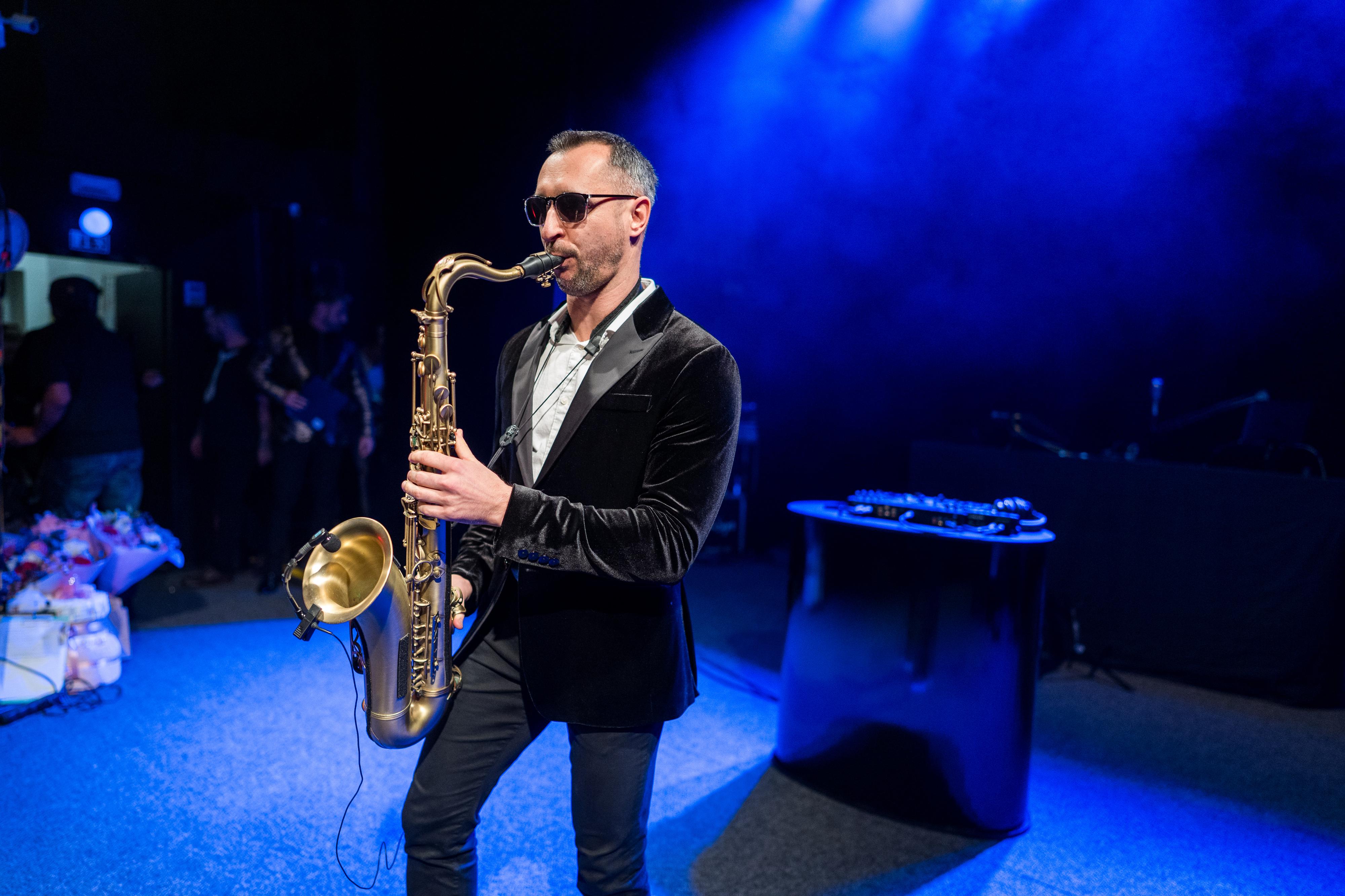 DJ & SAX & Moderator - Rene Junior foto 4