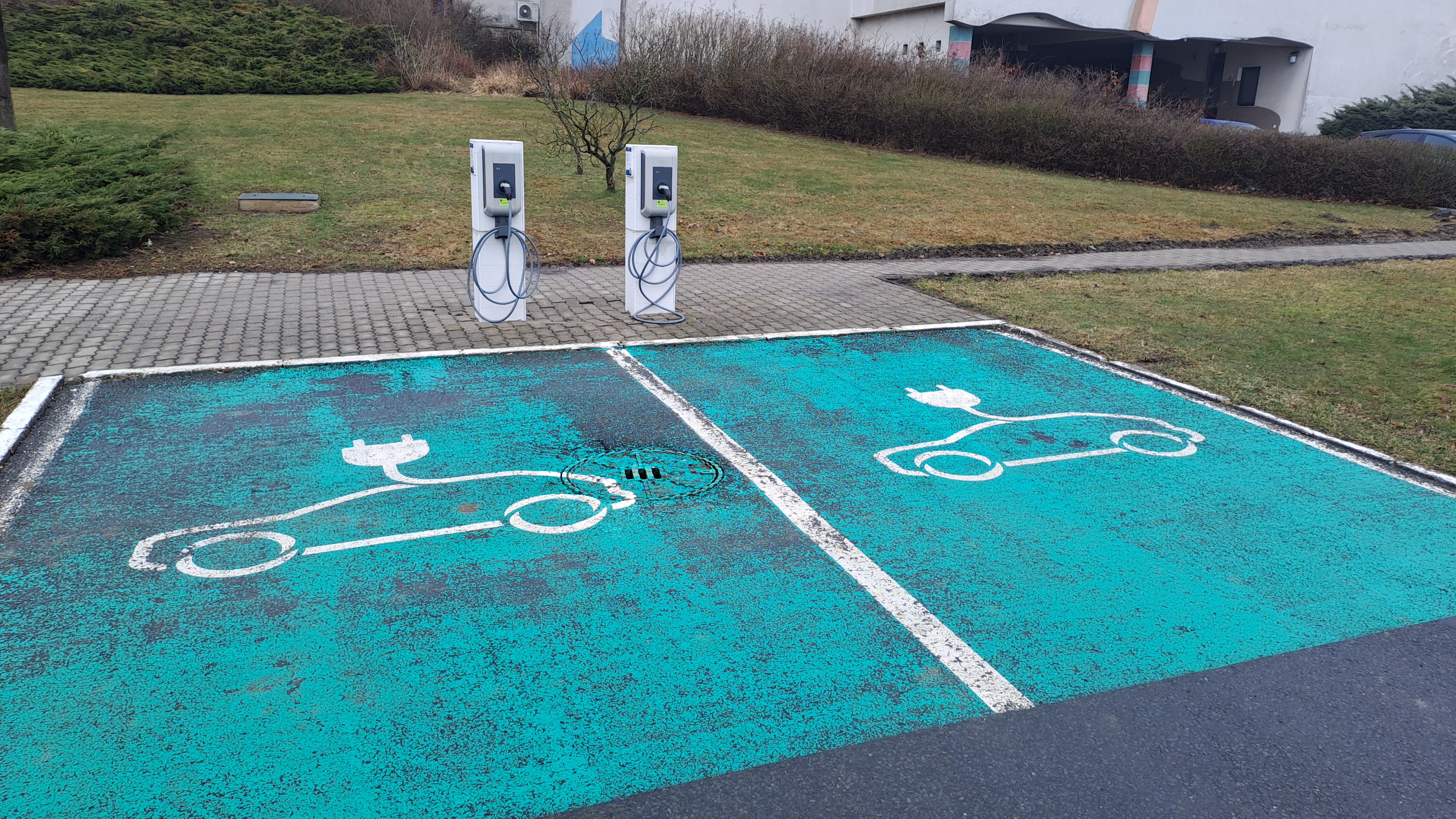 ChargeUp - nabíjecí stanice