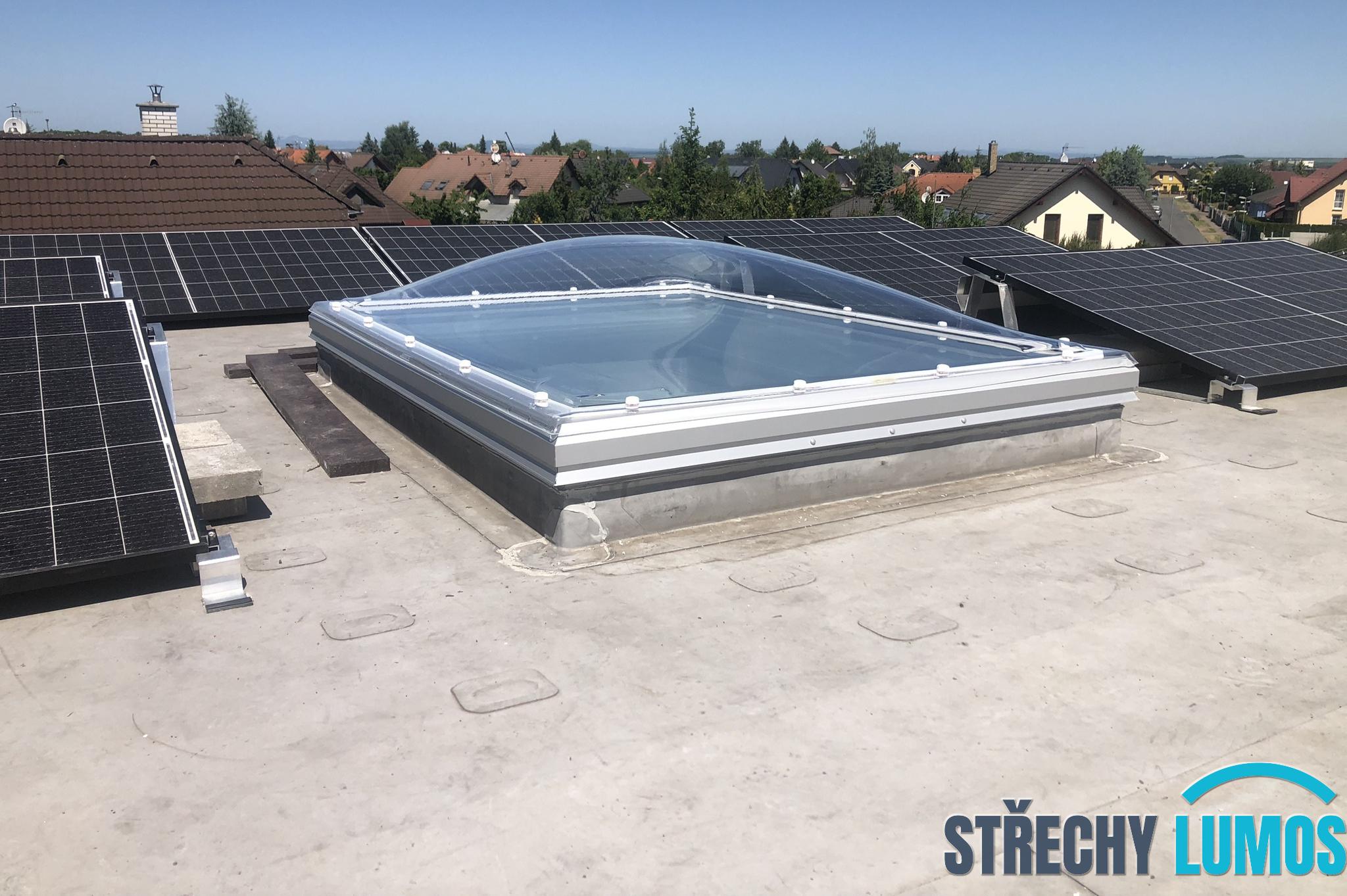 Dodáváme a montujeme střešní světlíky